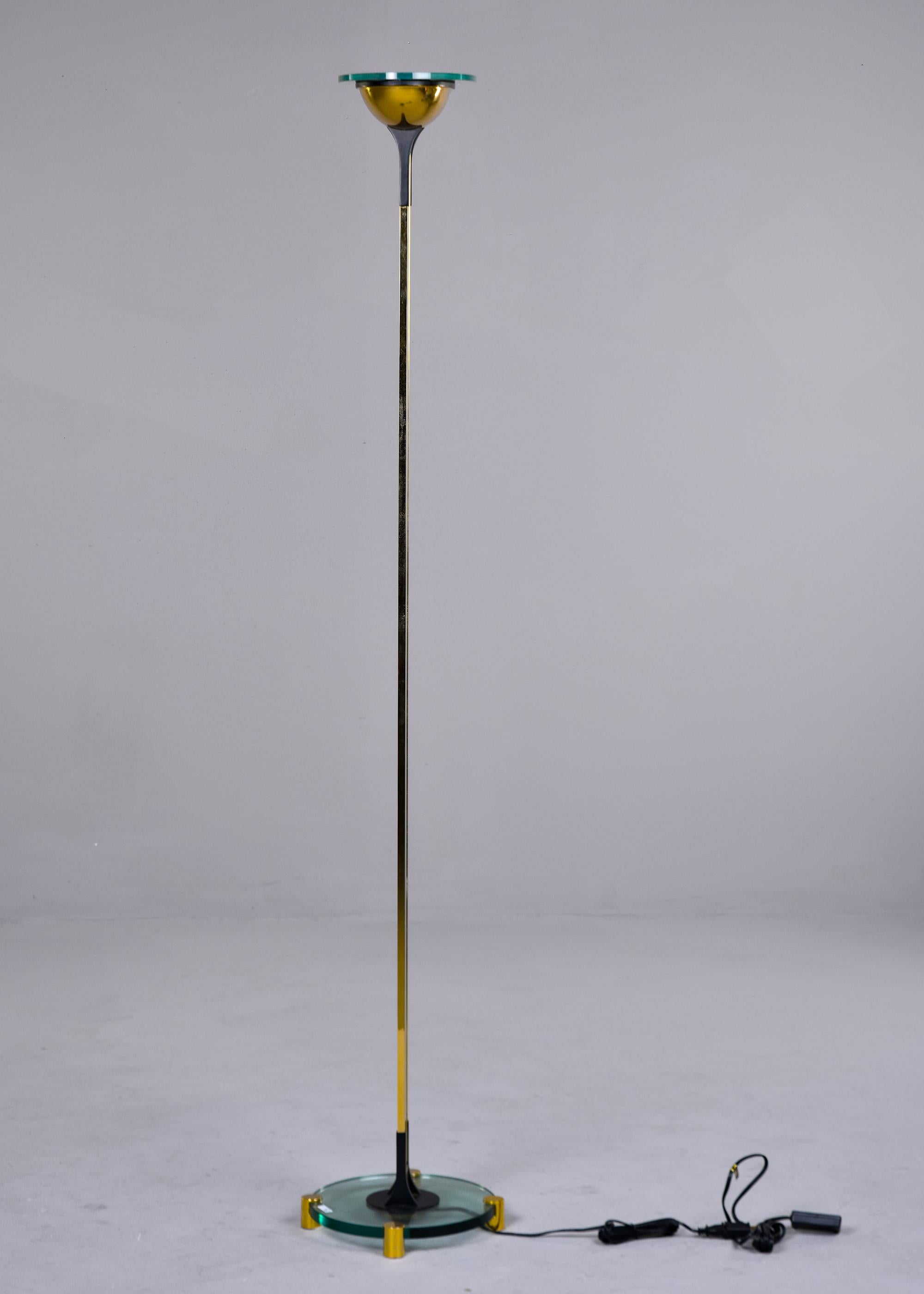 Lámpara de pie alta de mediados de siglo Fontana Arte cromada siglo XX en venta