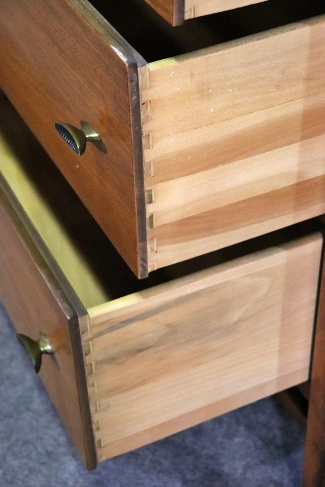 Tall Mid-Century Gentleman's Chest In Good Condition For Sale In Brooklyn, NY
