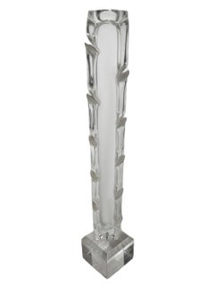 Tall Mid-Century Modern Abstract Table Sculpture in Acrylic Lucite