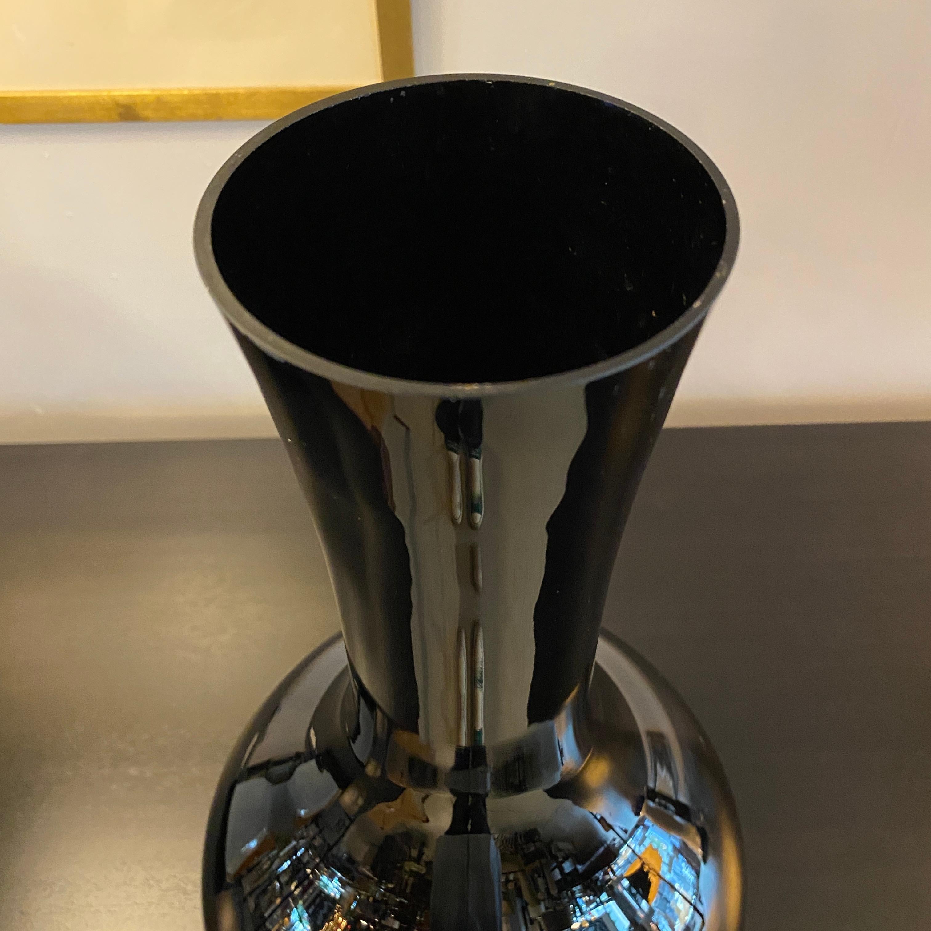 Tall Mid-Century Modern Ebony Art Glass Vase For Sale 6