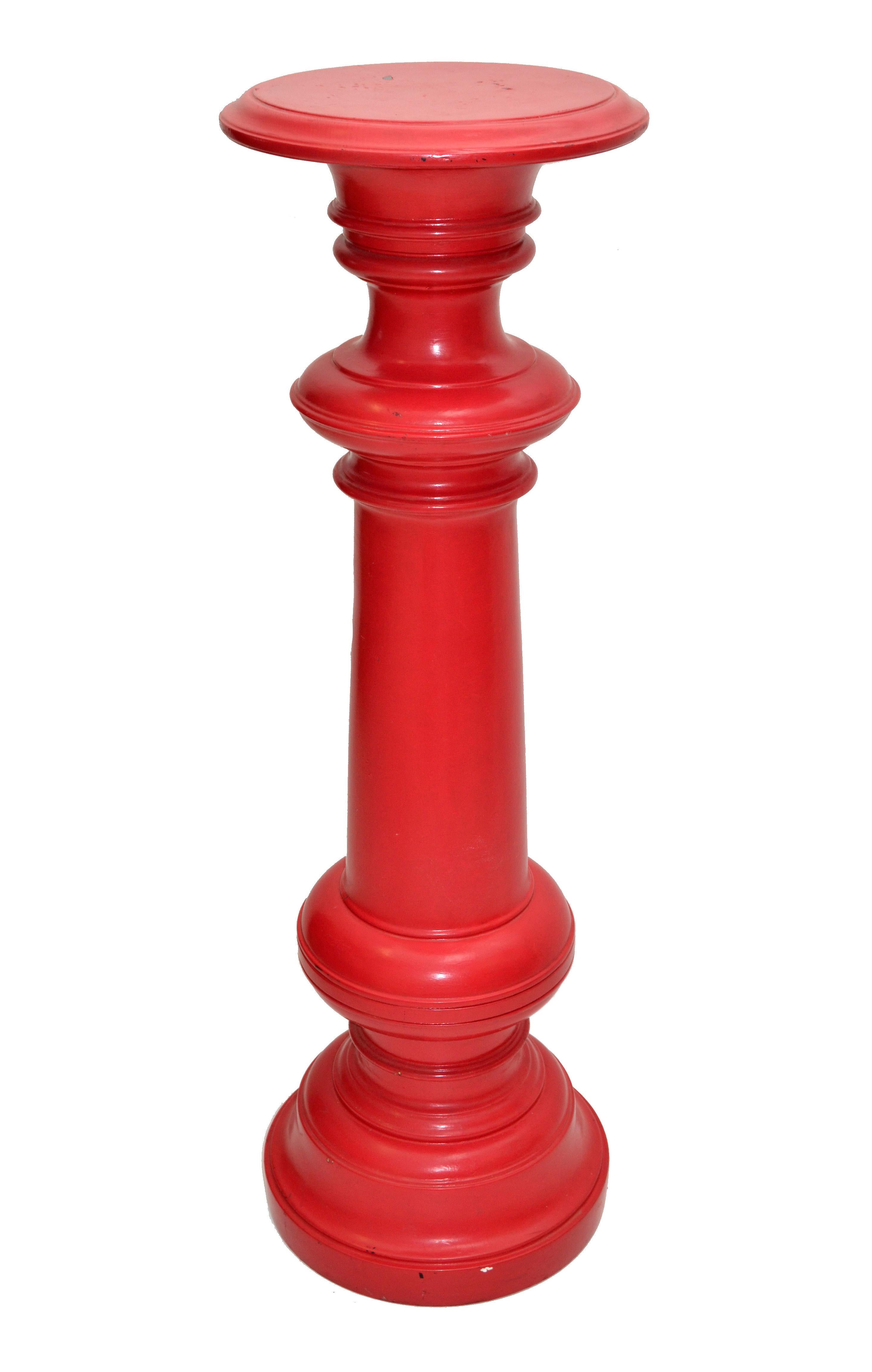 We offer a tall Mid-Century Modern handcrafted turned wood pedestal, plant stand, sculpture stand, table.
The pedestal is great for your favorite lamp or sculpture.


 