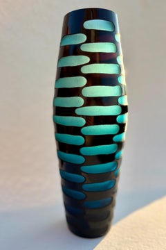 Grand vase en verre d'art « Sommerso » ajouré, style milieu du siècle, CIRCA 1960
