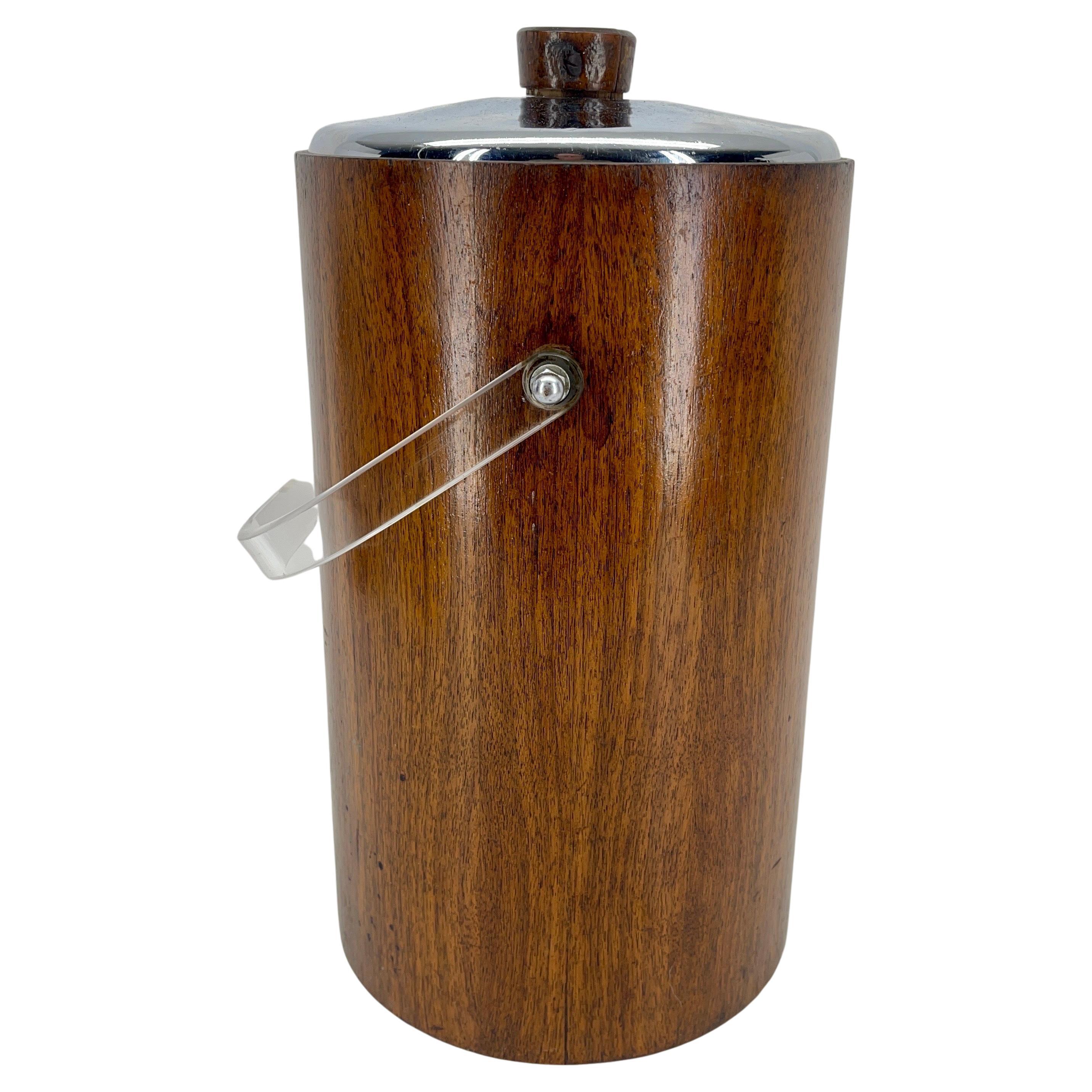 Tall Mid-Century Teak Chrome Ice Bucket with Thermos Liner and Lucite Handle In Good Condition For Sale In Haddonfield, NJ