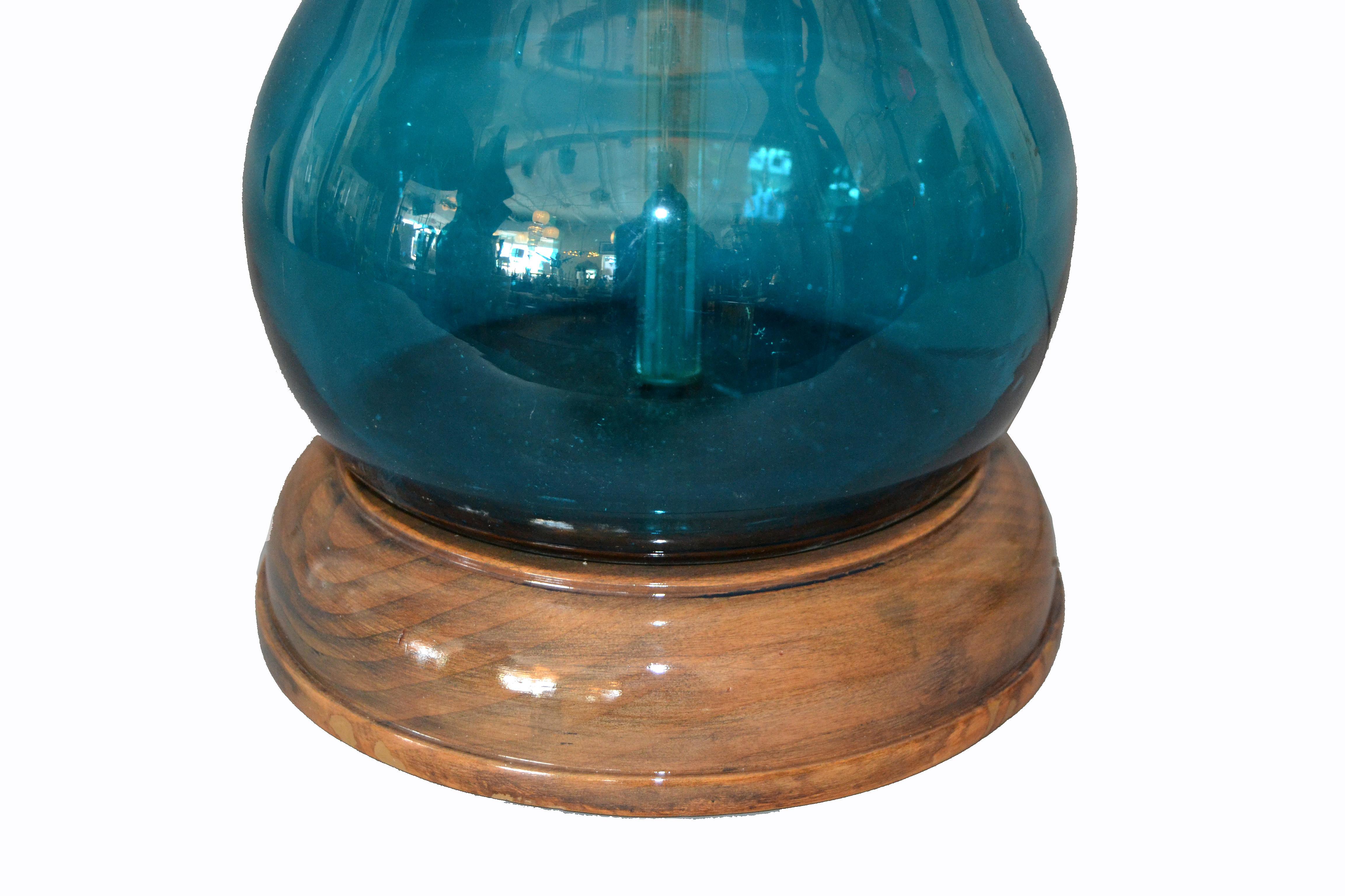 Late 20th Century Original Tall Mid-century Modern Blue Hand Blown Art Glass Table Lamp by Blenko