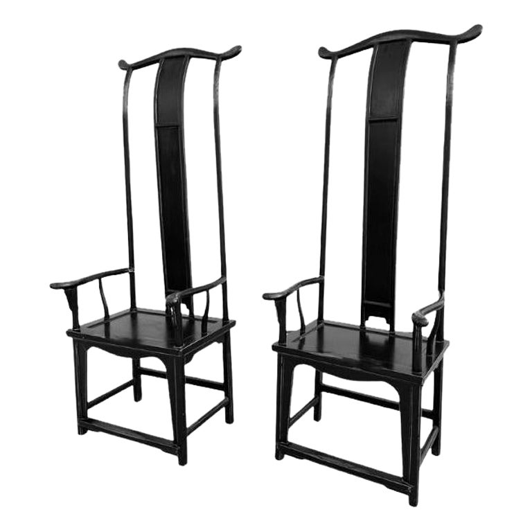 Tall Ming Style Chairs with Black Paint, a Pair en venta