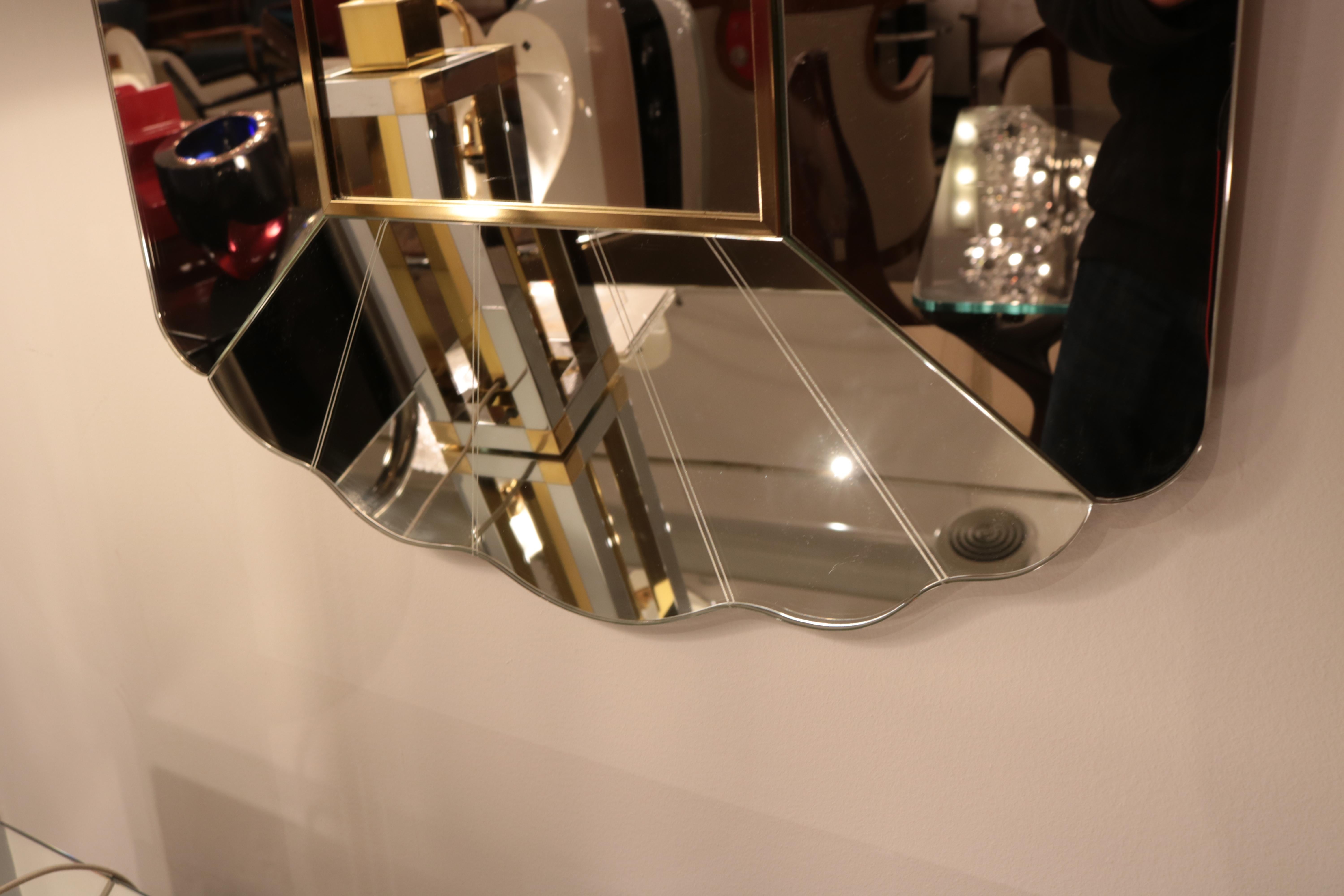 Tall Modernist Italian Mirror In Good Condition For Sale In New York, NY