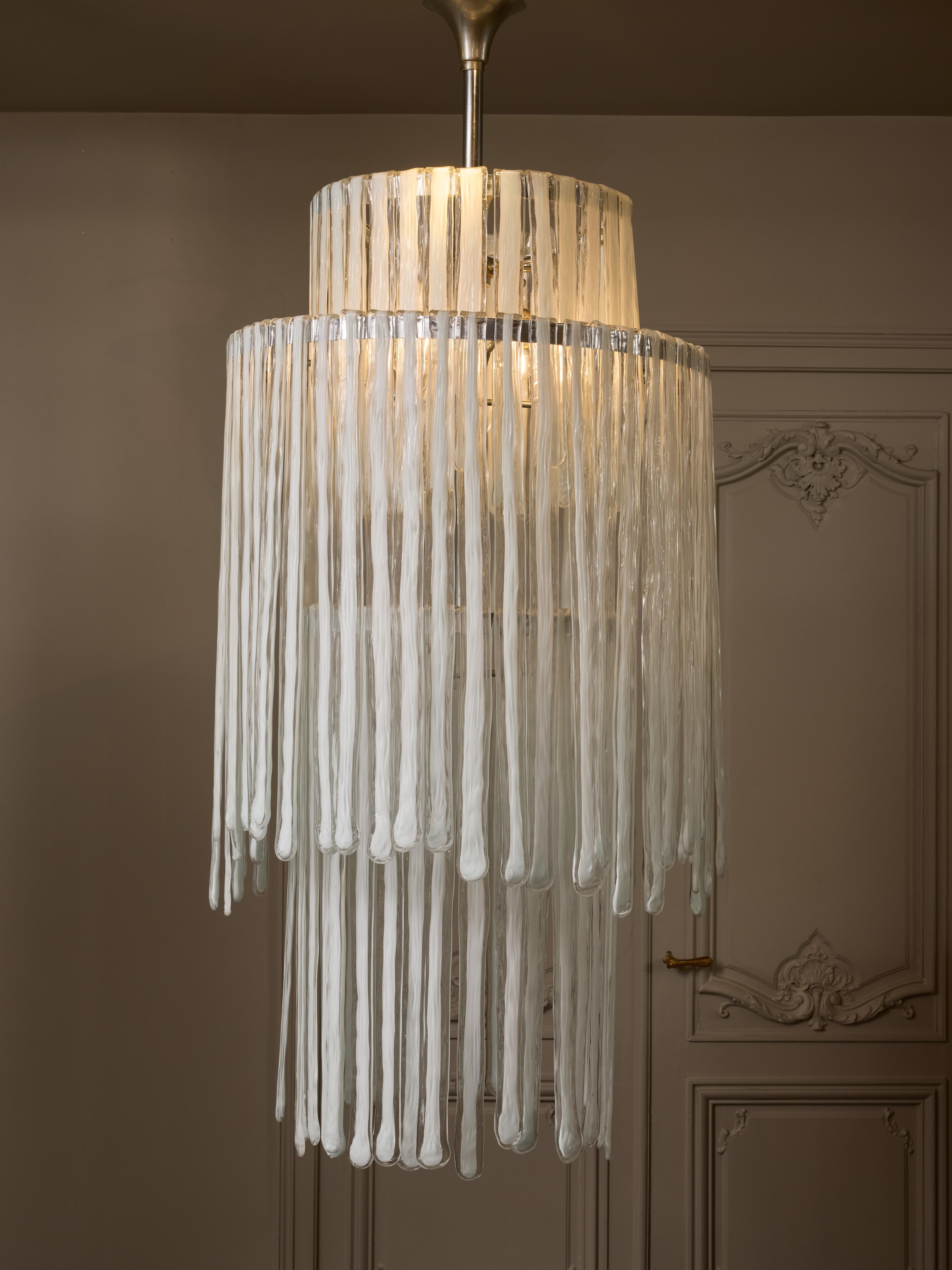 Mid-Century moderno Lampadario alto in vetro di Murano in stile fontana in vendita