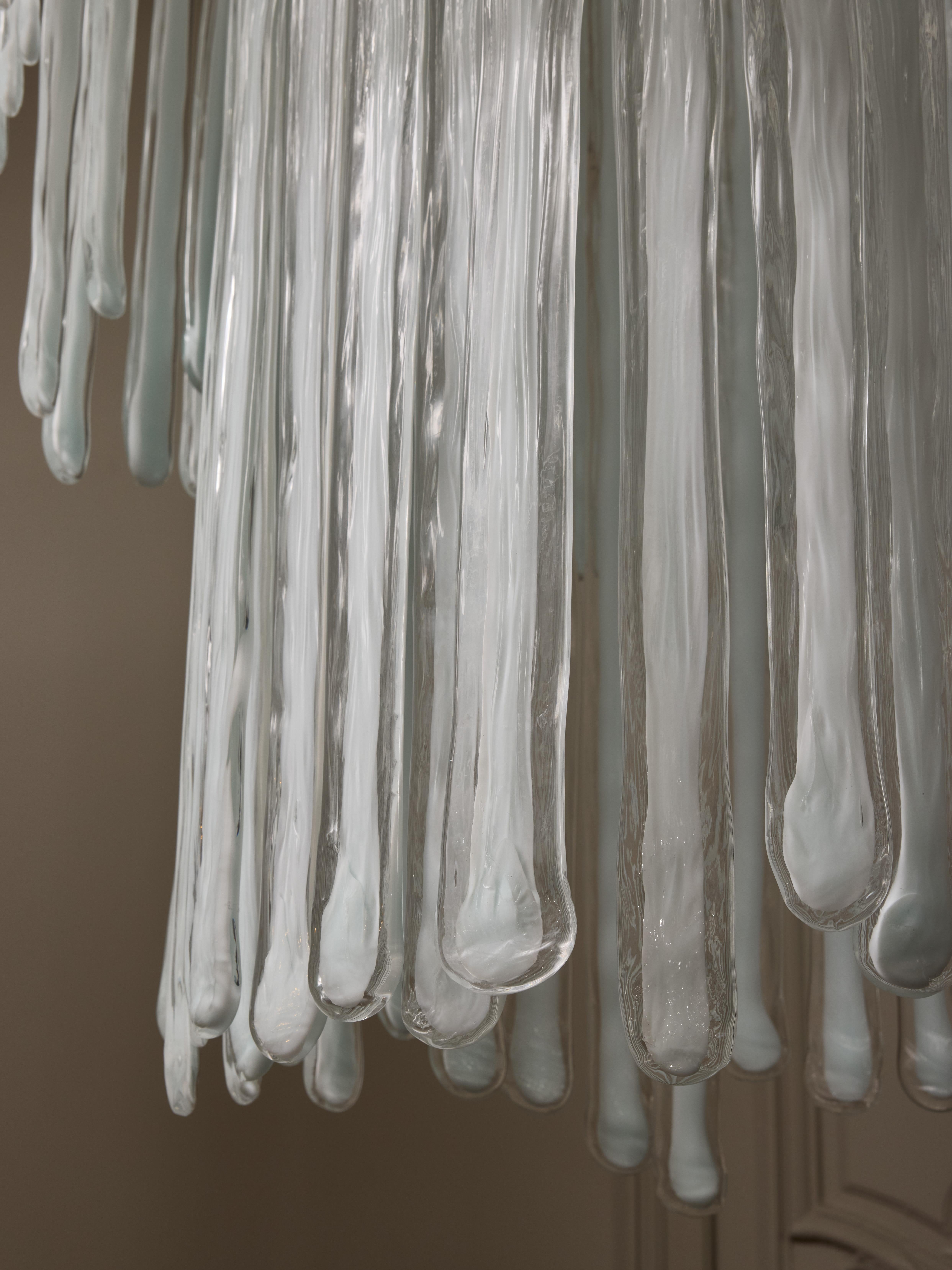Italiano Lampadario alto in vetro di Murano in stile fontana in vendita