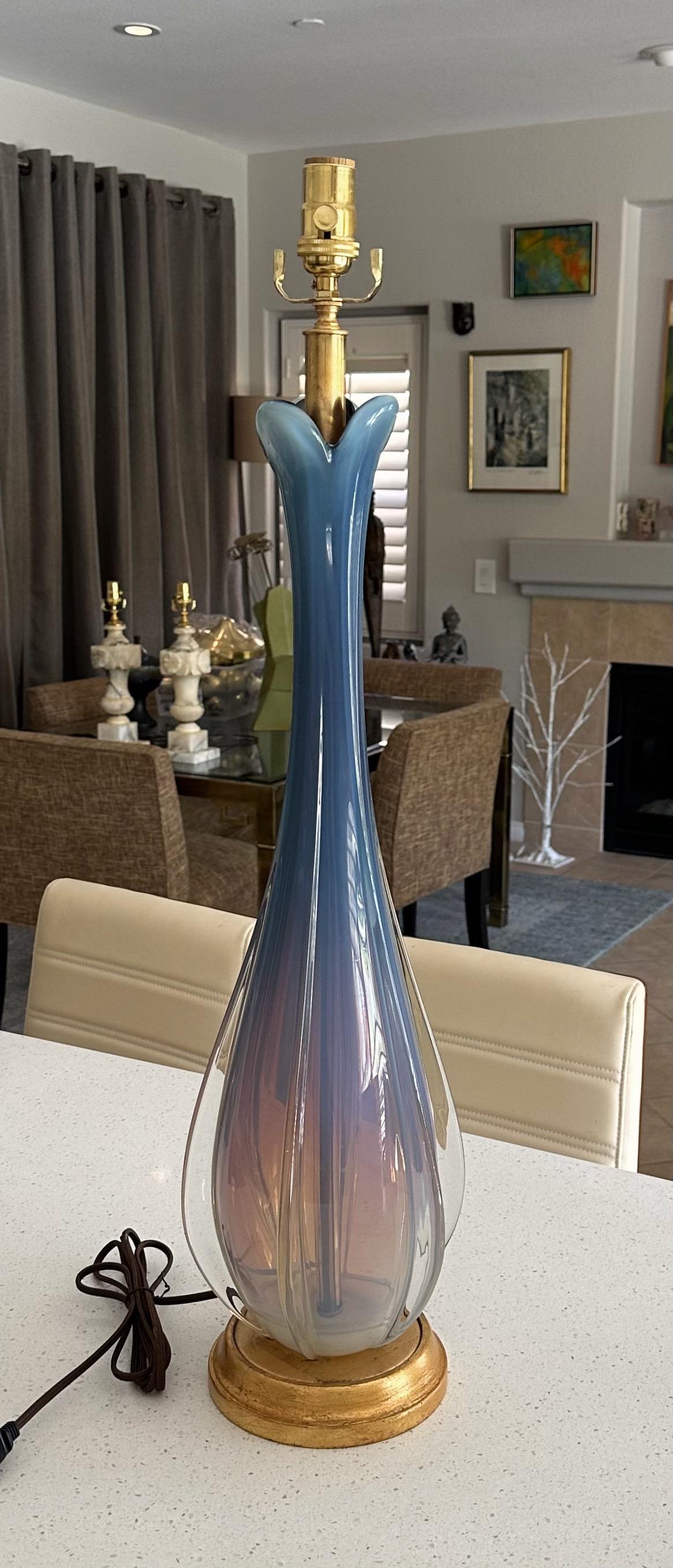 A mid century large scale single Murano blue/lavender opalescent colored glass table lamp shaped with protruding fins. Mounted on a giltwood base. Newly wired with a brass 3 way socket and rayon cord. Overall height of lamp is 32