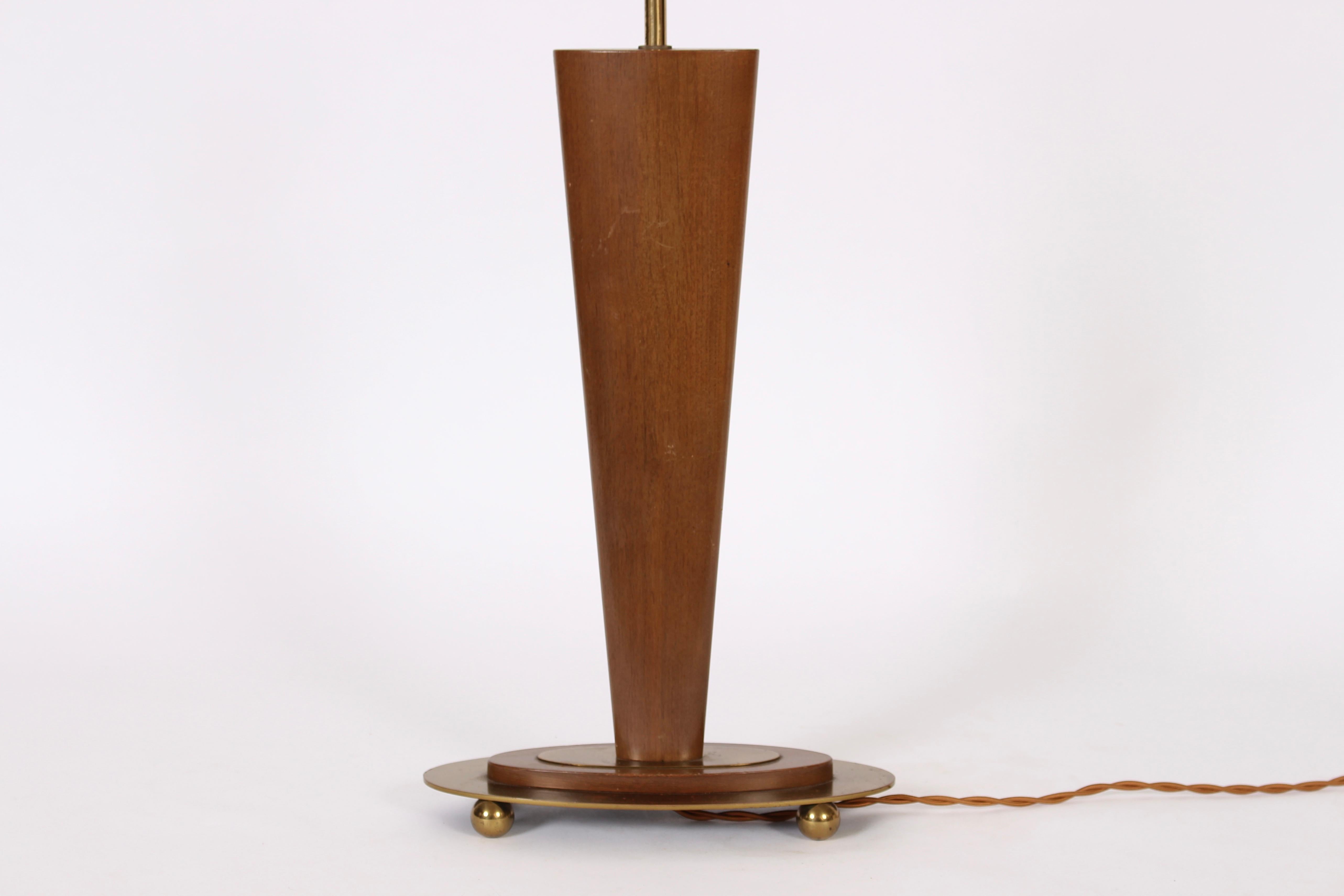 Mid-Century Modern Tall Mutual Sunset Walnut & Brass Table Lamp on Footed Oval Base, 1950s For Sale