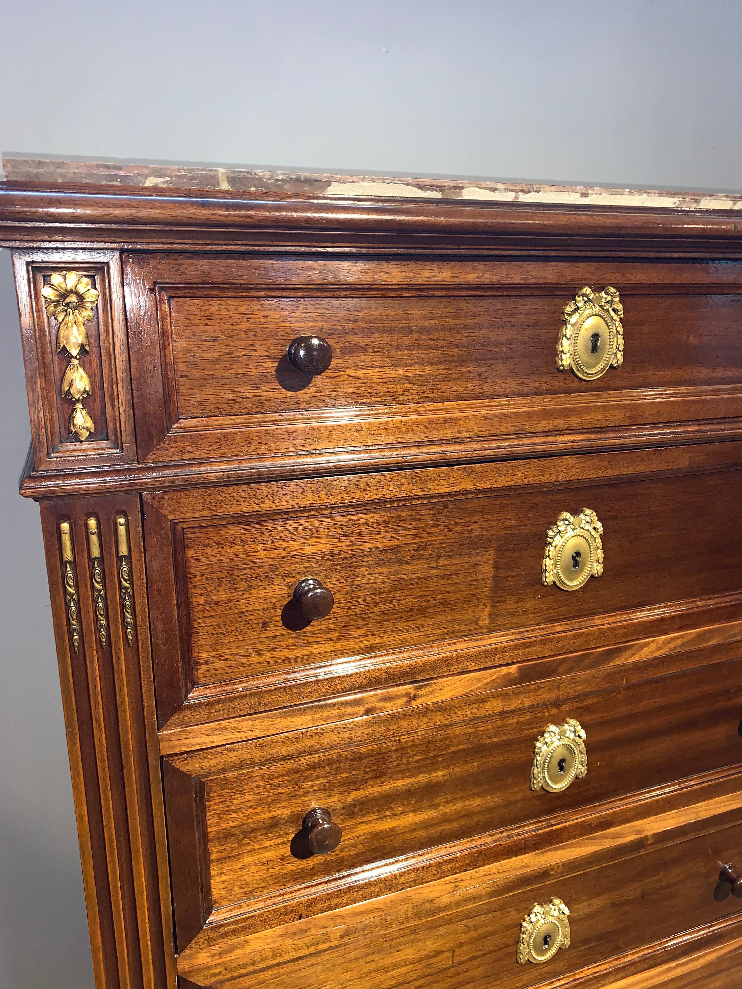 narrow and tall chest of drawers