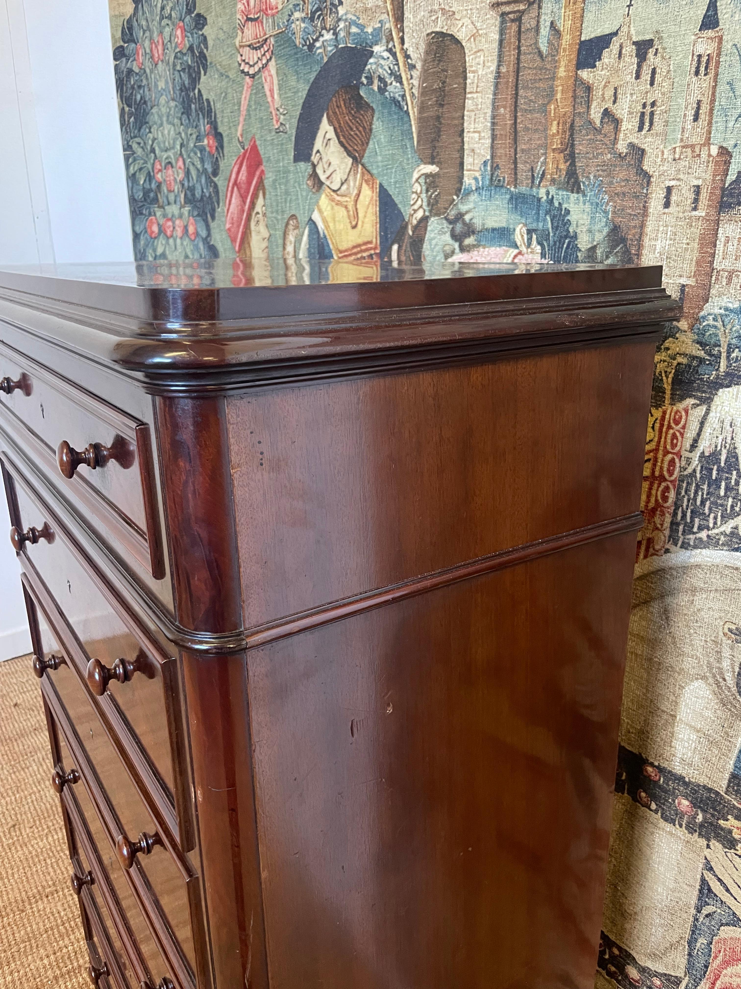 Tall narrow chest of drawers / semainier / French commode  For Sale 4