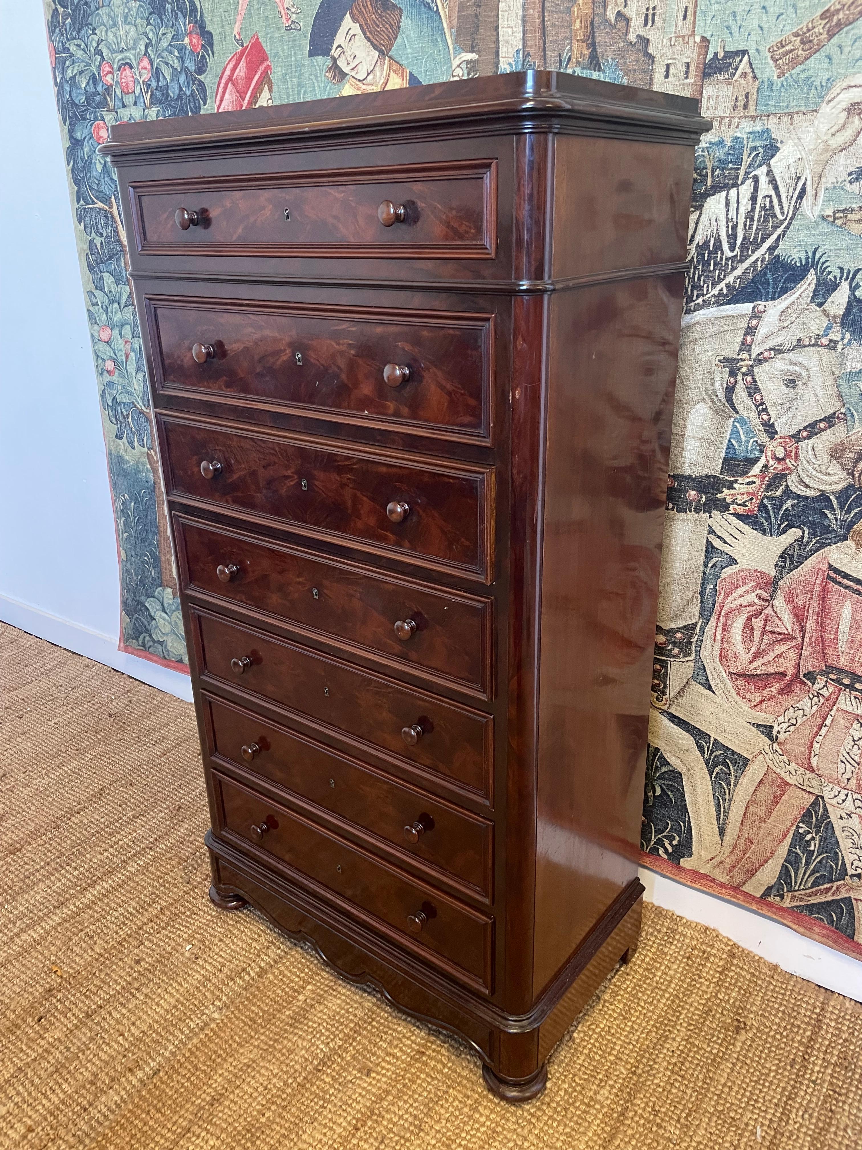 Napoleon III Tall narrow chest of drawers / semainier / French commode  For Sale