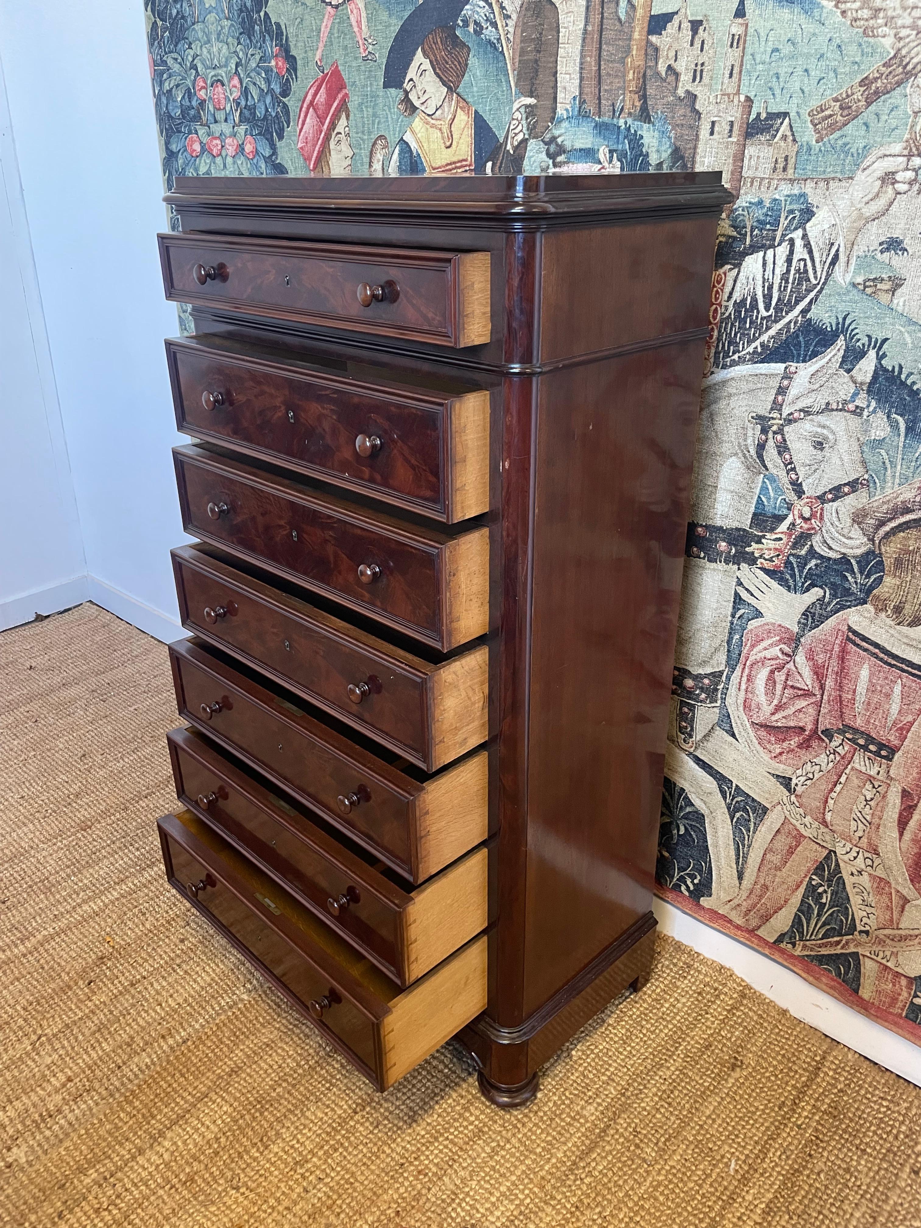 Late 19th Century Tall narrow chest of drawers / semainier / French commode  For Sale