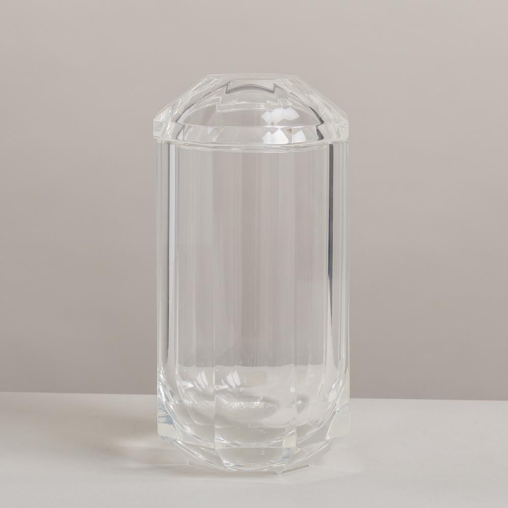 Tall Octagonal Shaped Lucite Ice Bucket, 1970s In Good Condition For Sale In London, GB