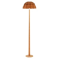 Tall Organic ‘Mushroom’ Floor Lamp in Pine from Sweden, Dating from the 1960s