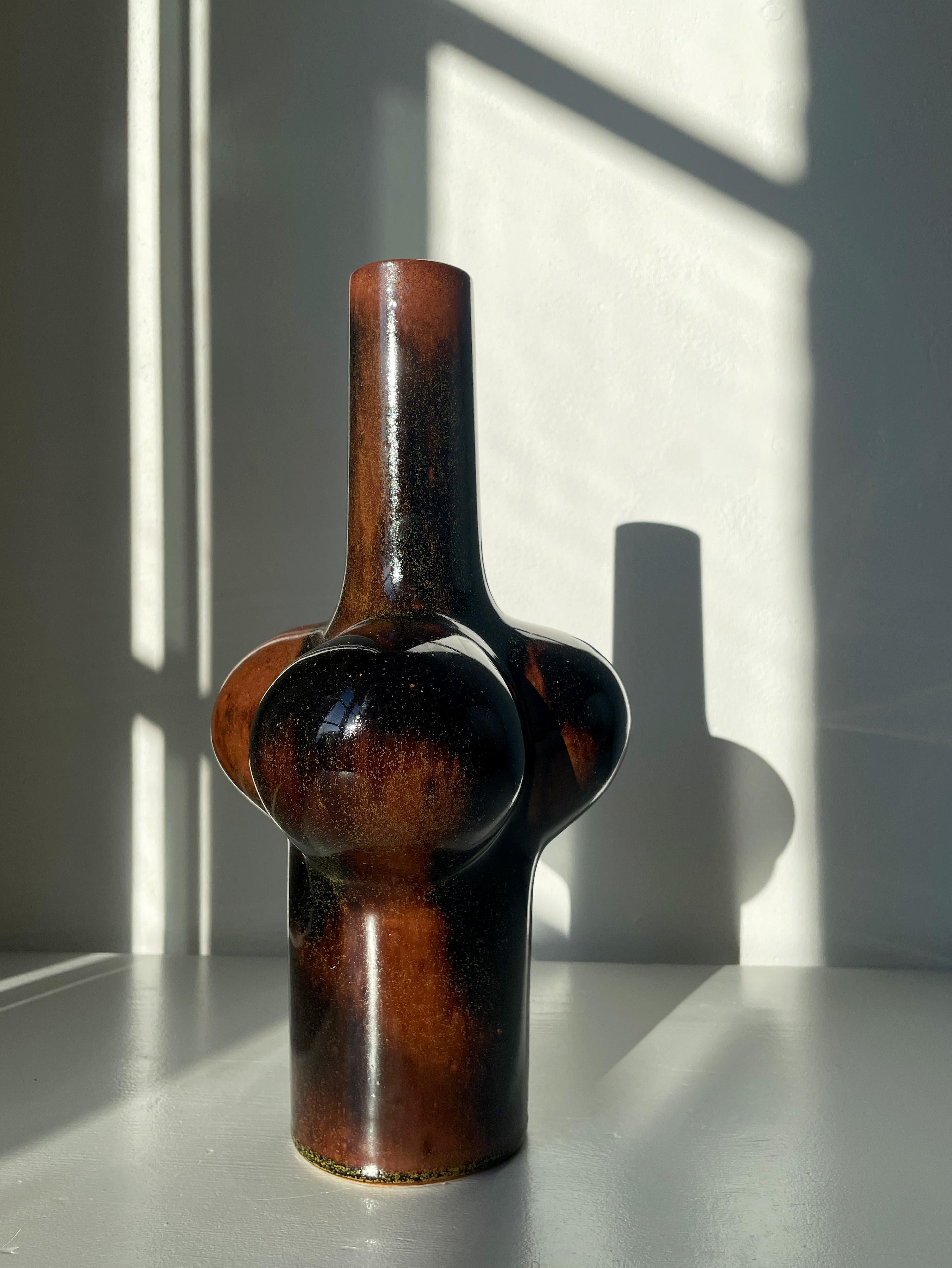 Hand-Crafted Tall Organic Sculptural Glazed Tue Poulsen Vase, Denmark, 1960s For Sale