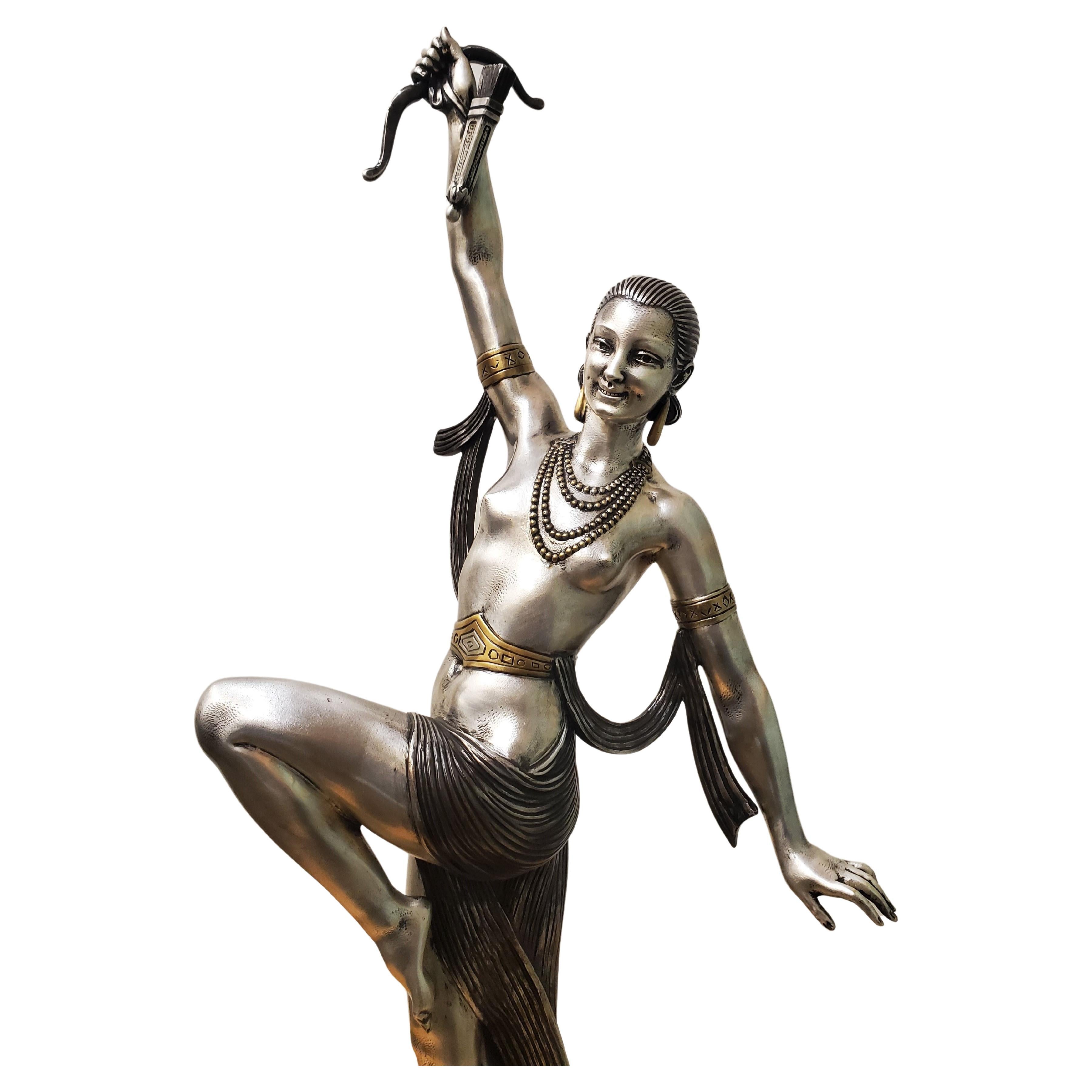 Grande danseuse Art déco française d'origine par Descomps, patine, argent et bronze doré en vente 10