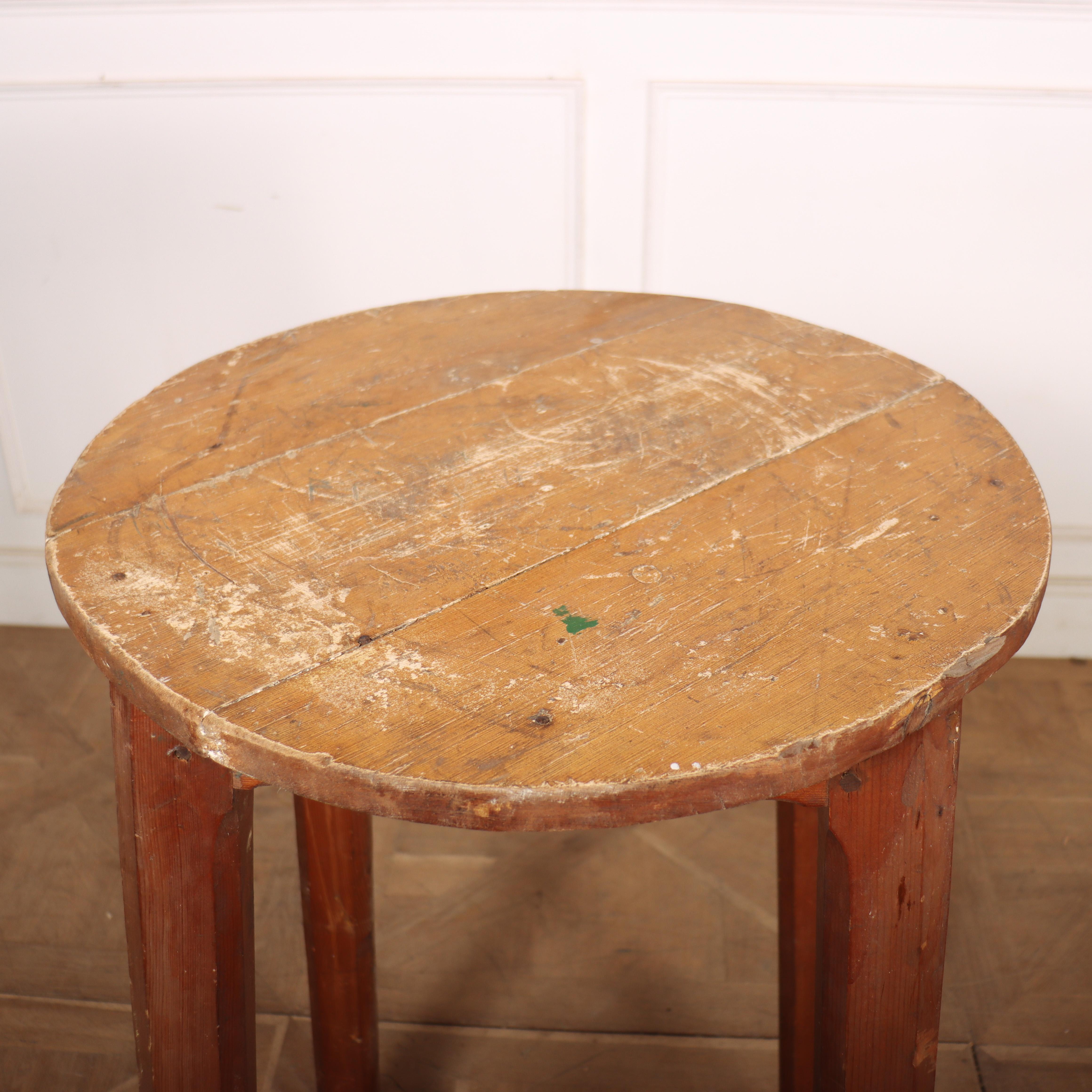 Soporte alto original pintado para escultores en Bueno estado para la venta en Leamington Spa, Warwickshire