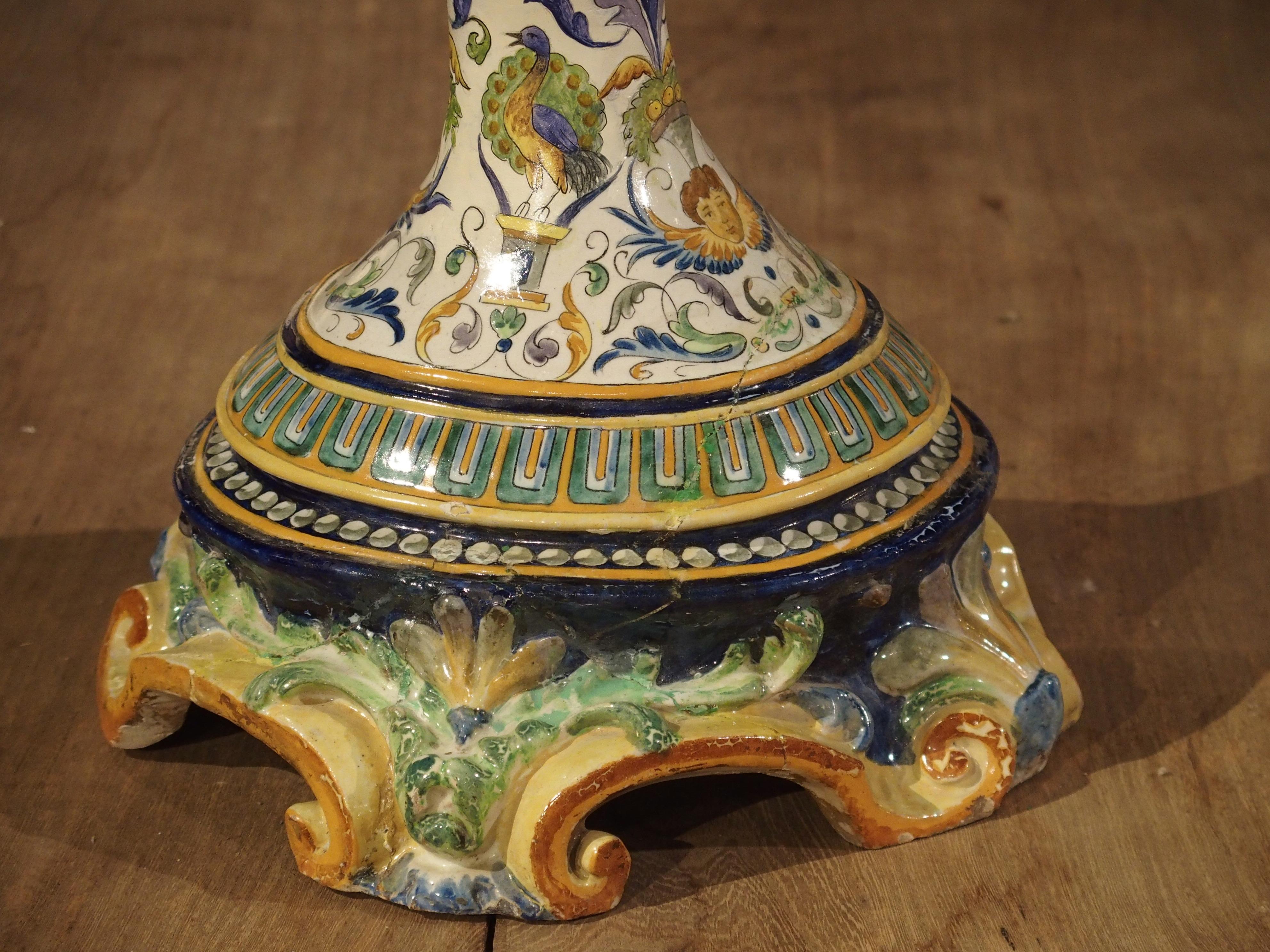 Große bemalte italienische Majolika-Vase, um 1860 im Angebot 6