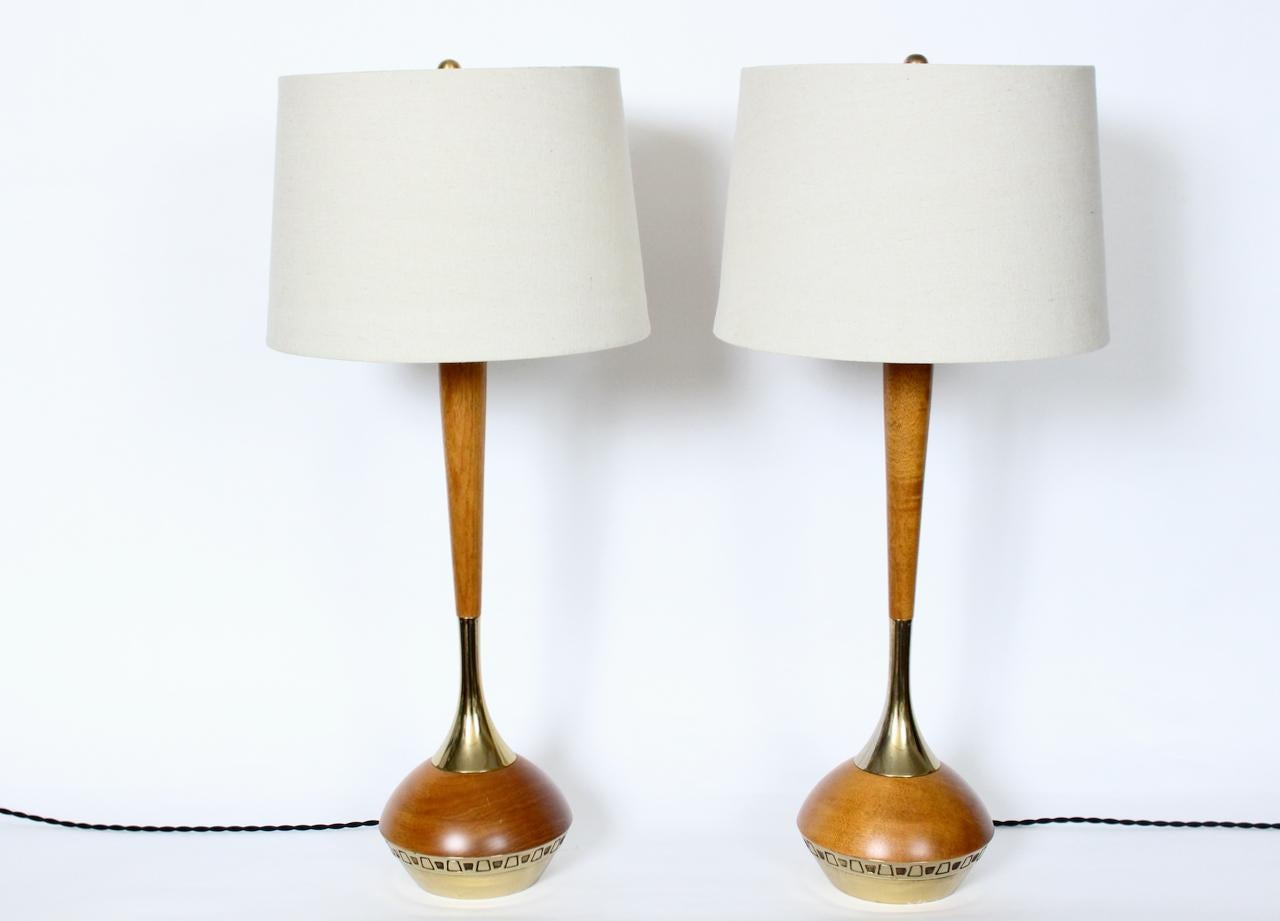 Mid-Century Modern Tall Pair Laurel Lamp Co. Tony Paul Style Teak & Brass Table Lamps, 1960s For Sale