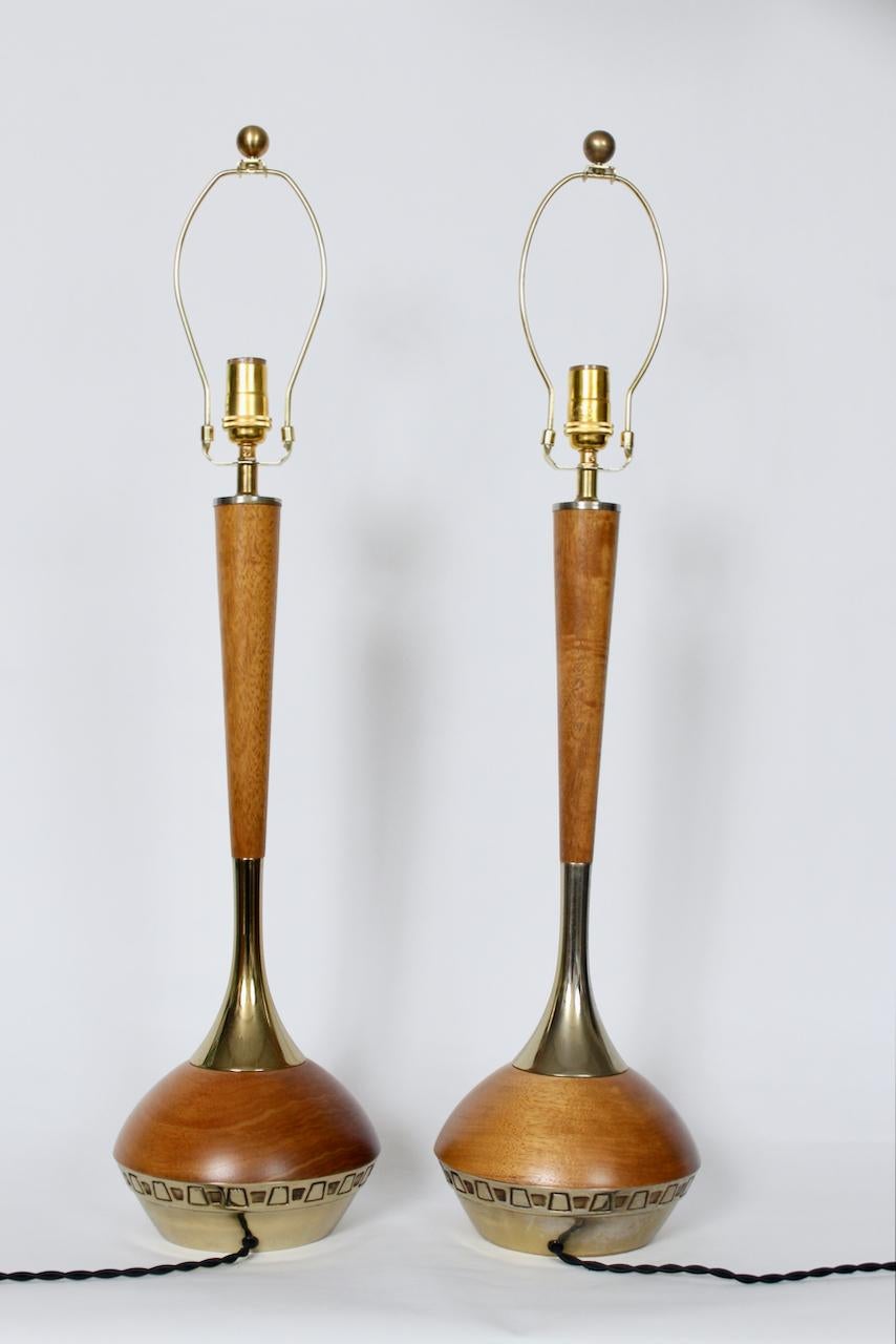 Plated Tall Pair Laurel Lamp Co. Tony Paul Style Teak & Brass Table Lamps, 1960s For Sale