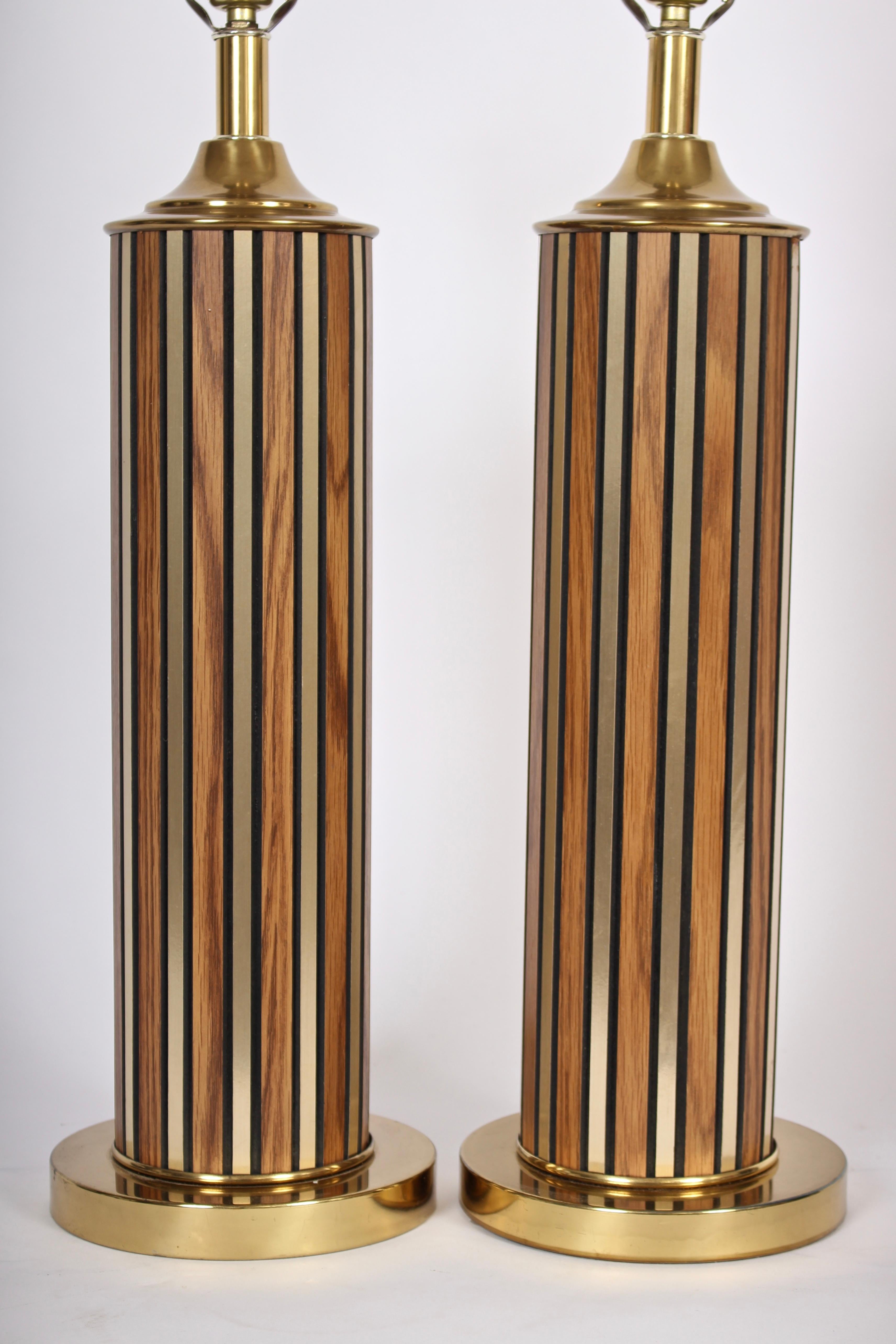 Tall Pair of Alternating Brass and Walnut Column Table Lamps, circa 1970 In Good Condition In Bainbridge, NY