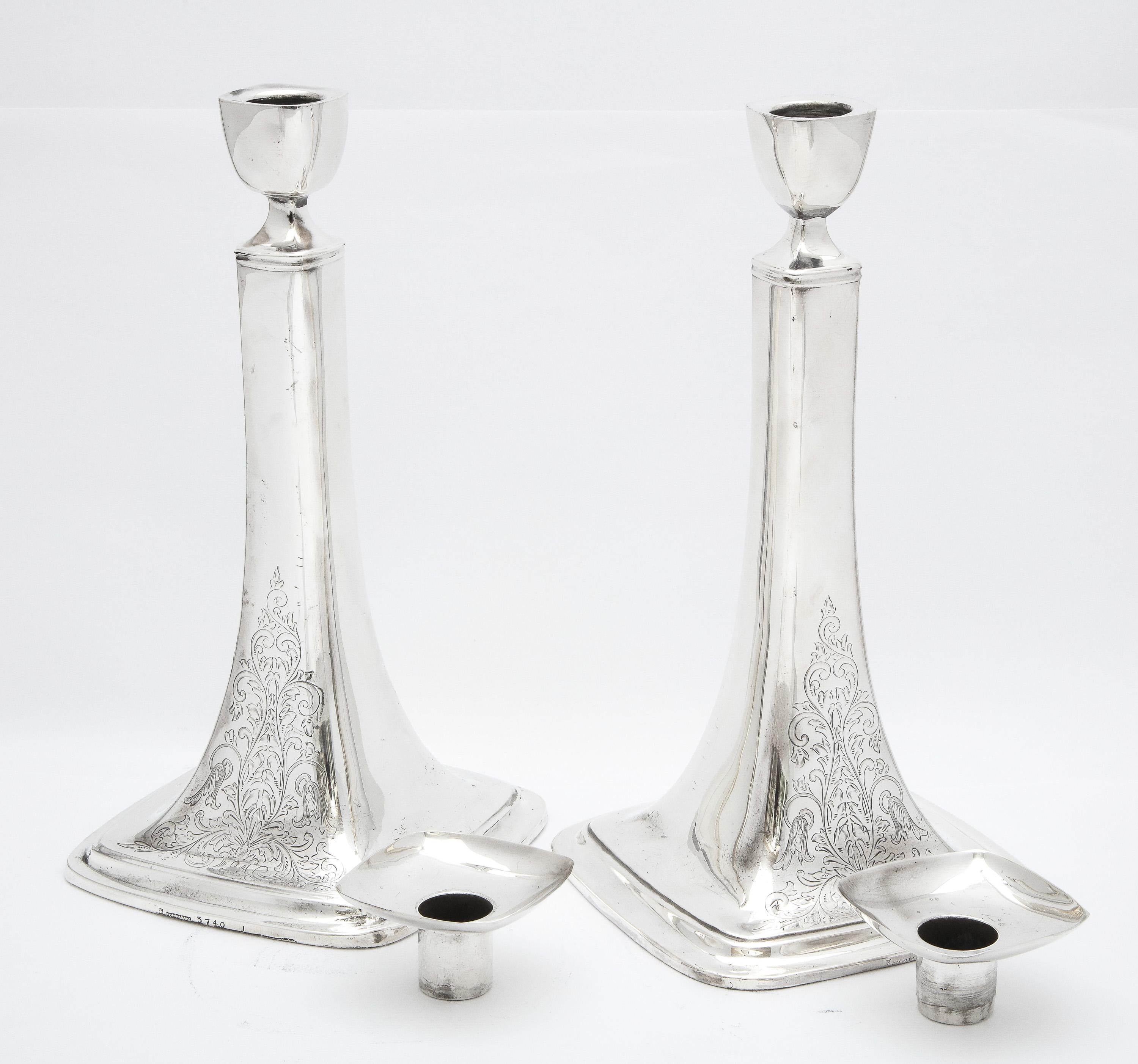 Tall Pair of Edwardian Period Sterling Silver Candlesticks In Good Condition In New York, NY