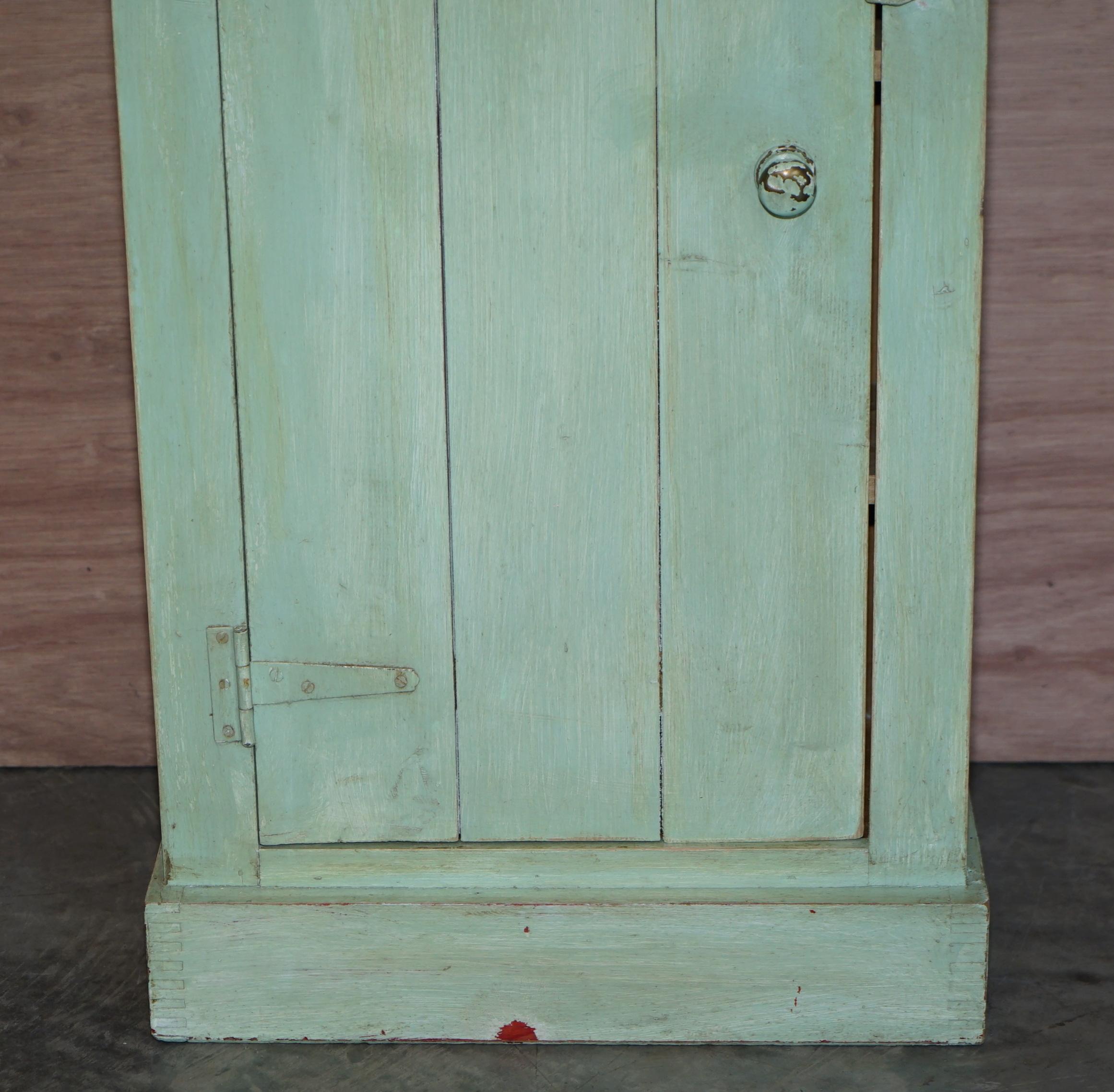 Tall Pair of Hand Painted Pine Side Lamp Table Display Cupboards Original Patina For Sale 4