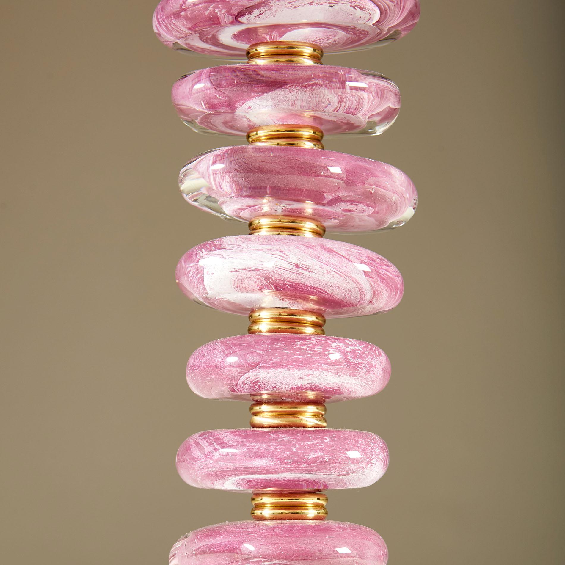 XXI secolo e contemporaneo Coppia di lampade alte in vetro rosa/viola di Murano in vendita