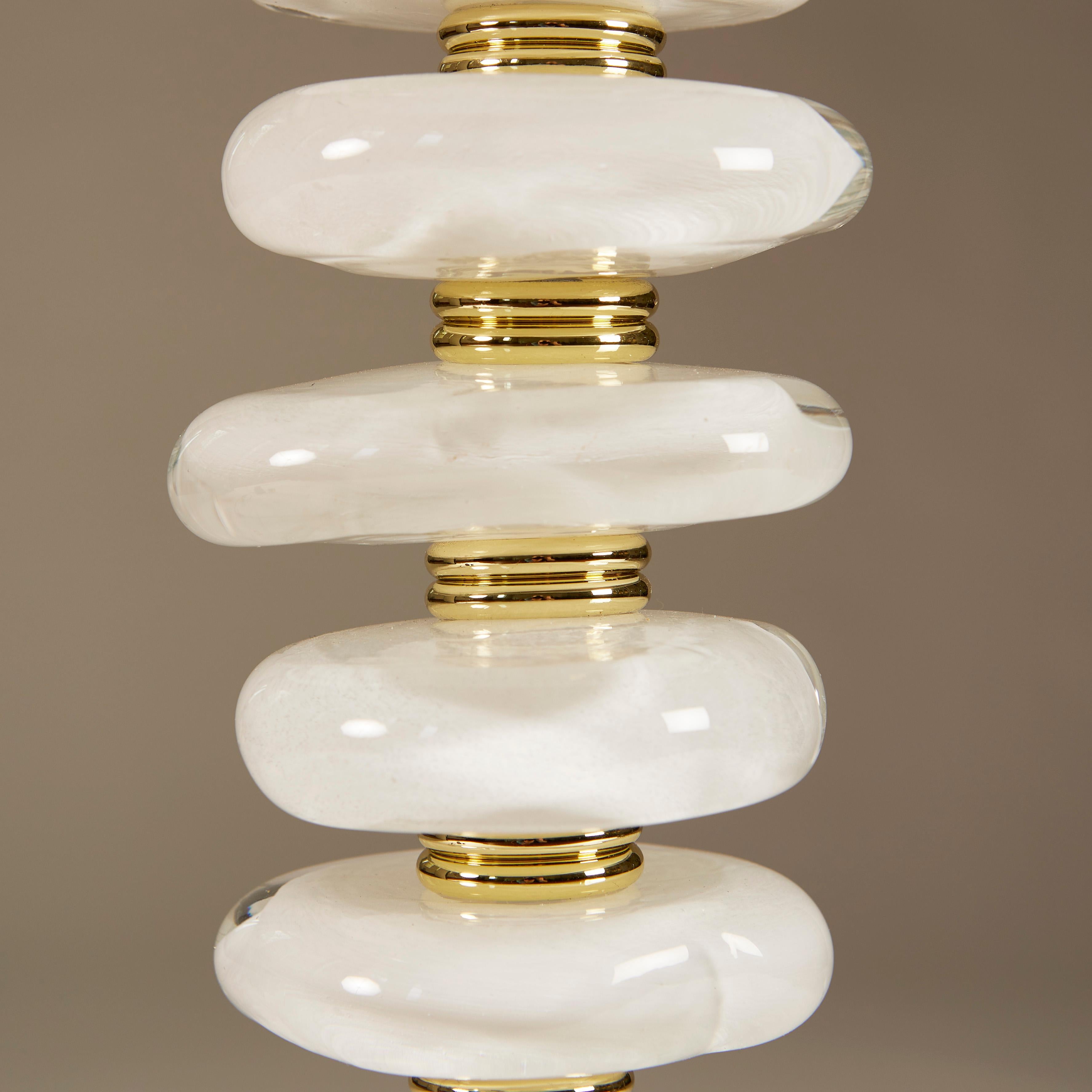 Pair of Italian Murano white and clear pebble Lamps with brass detail For Sale 4