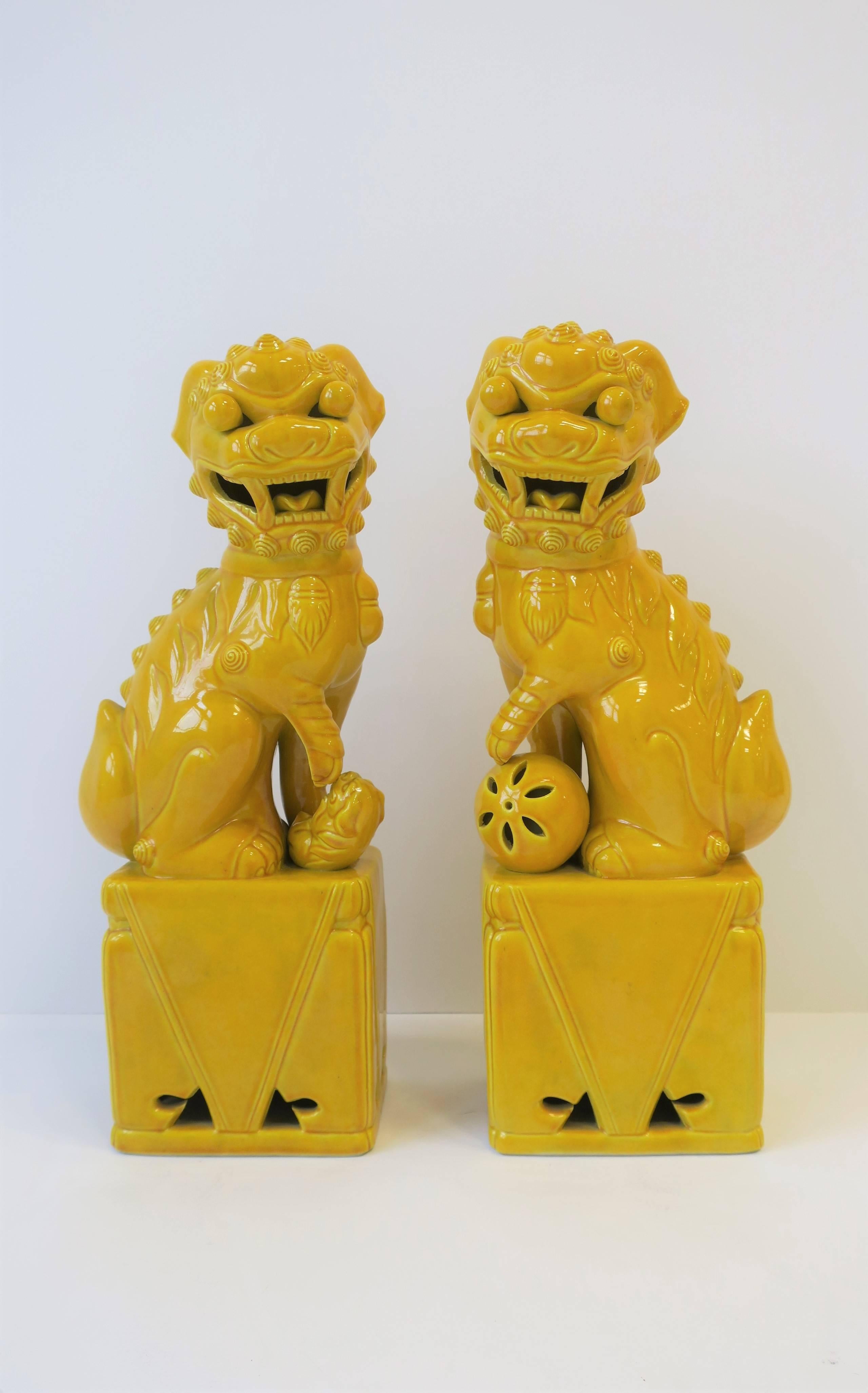 Japanese Pair of Tall Midcentury Yellow Foo Dogs or Lion Sculptures 
