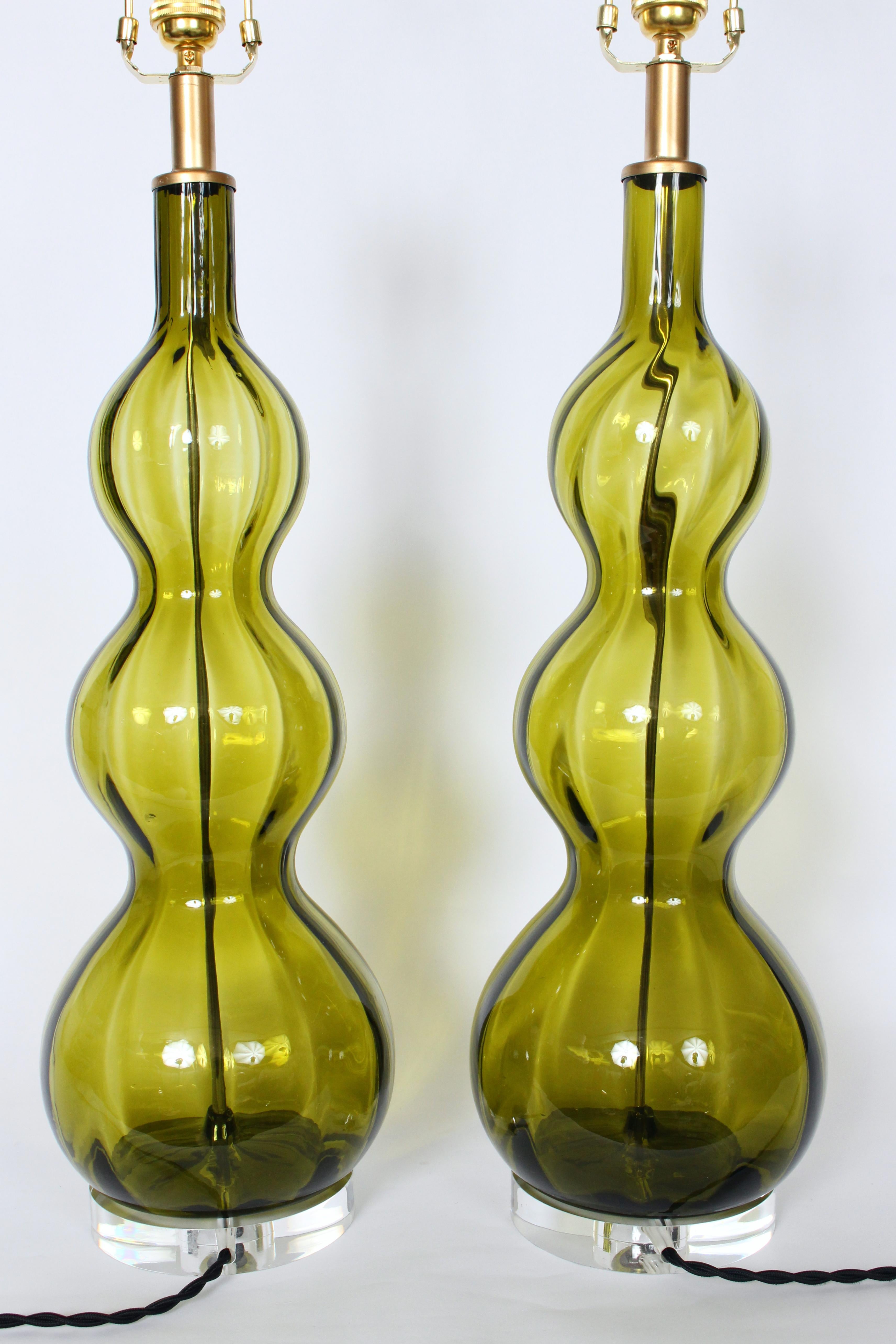 Tall Pair of Stacked Triple Gourd Olive Green Art Glass Table Lamps, 1950s For Sale 4