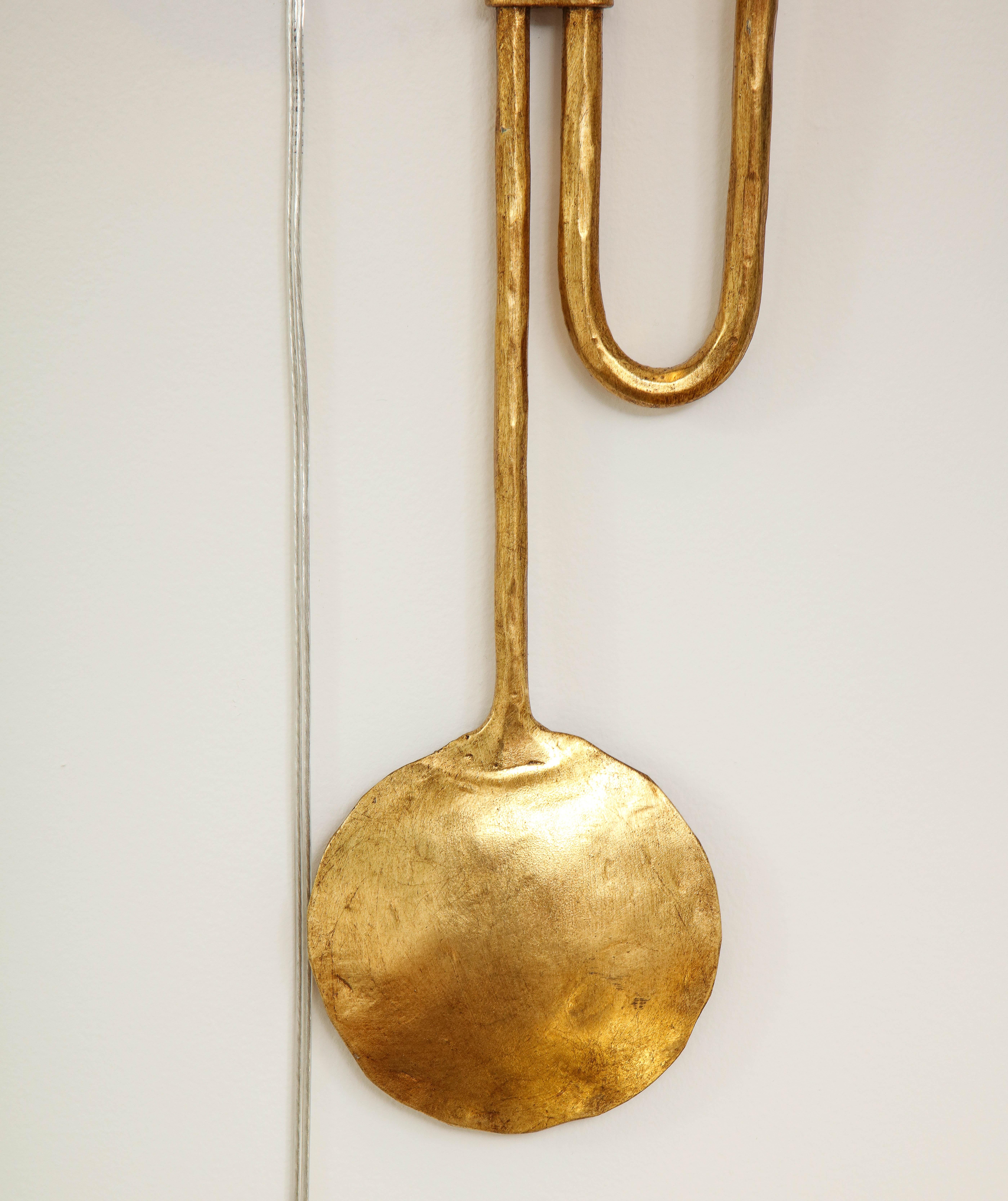 XXIe siècle et contemporain Grande paire d'appliques sculpturales dorées à la feuille d'or 24 carats en fer forgé, Italie en vente