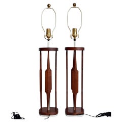 Coppia di lampade da tavolo "Catkin" di Tony Paul per Westwood, in noce e bianco, anni '50