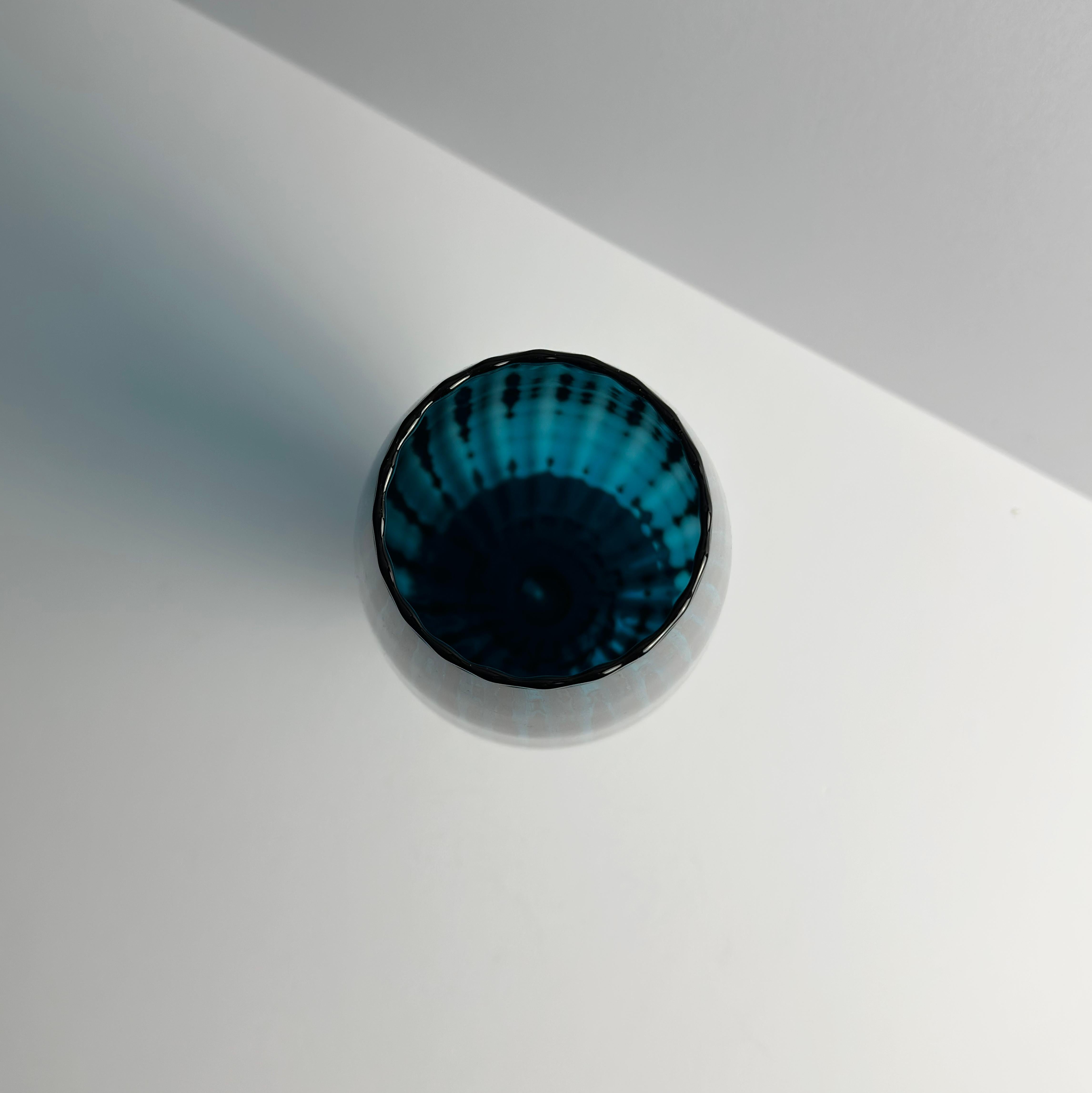 Große pfauenblaue Empoli-Glasvase, Rossini zugeschrieben, Italien, 1960er Jahre im Zustand „Gut“ im Angebot in Glasgow, GB