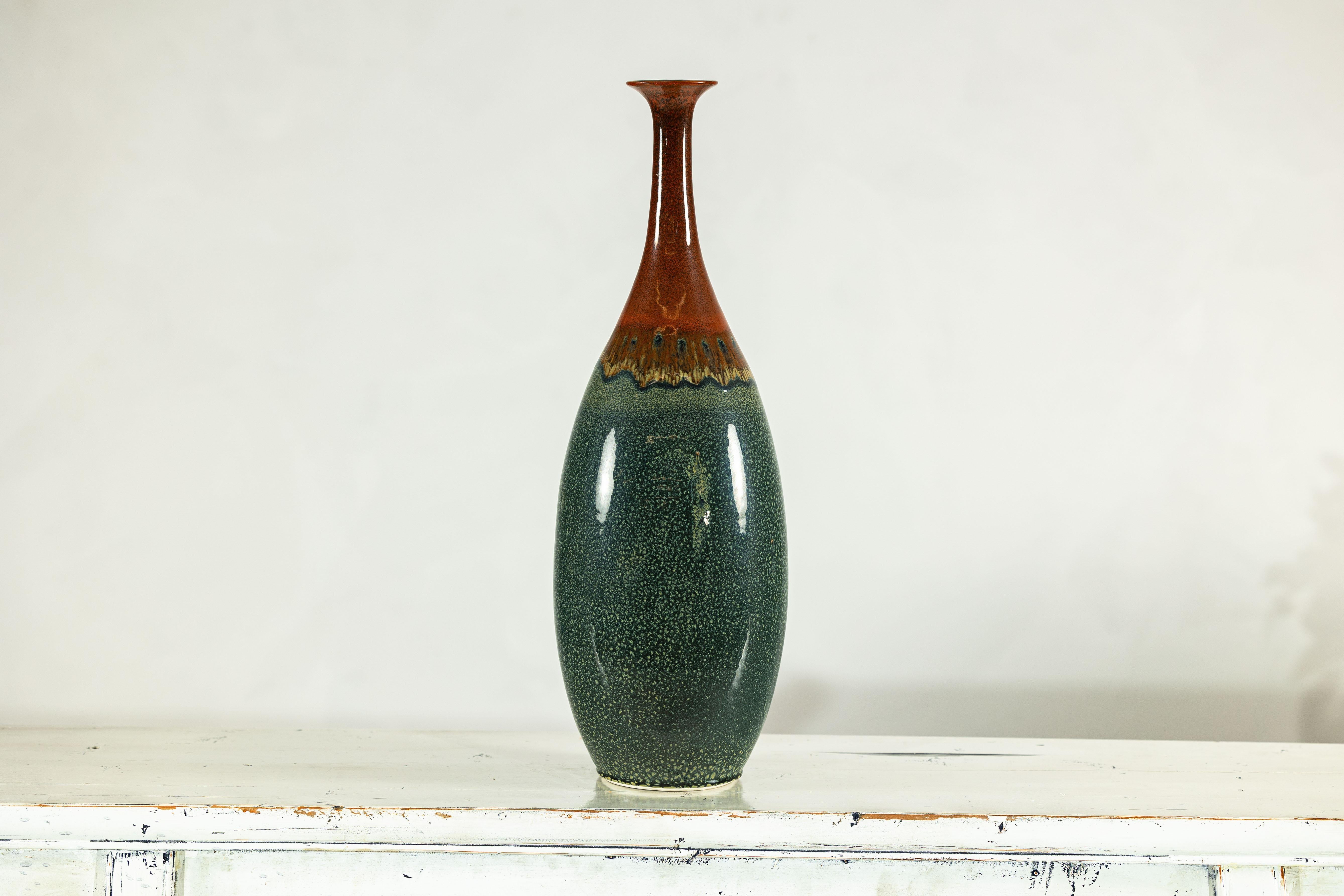 Tall Pottery Vase with Fluted Neck and Drip Glaze in Brown and Green im Angebot 8