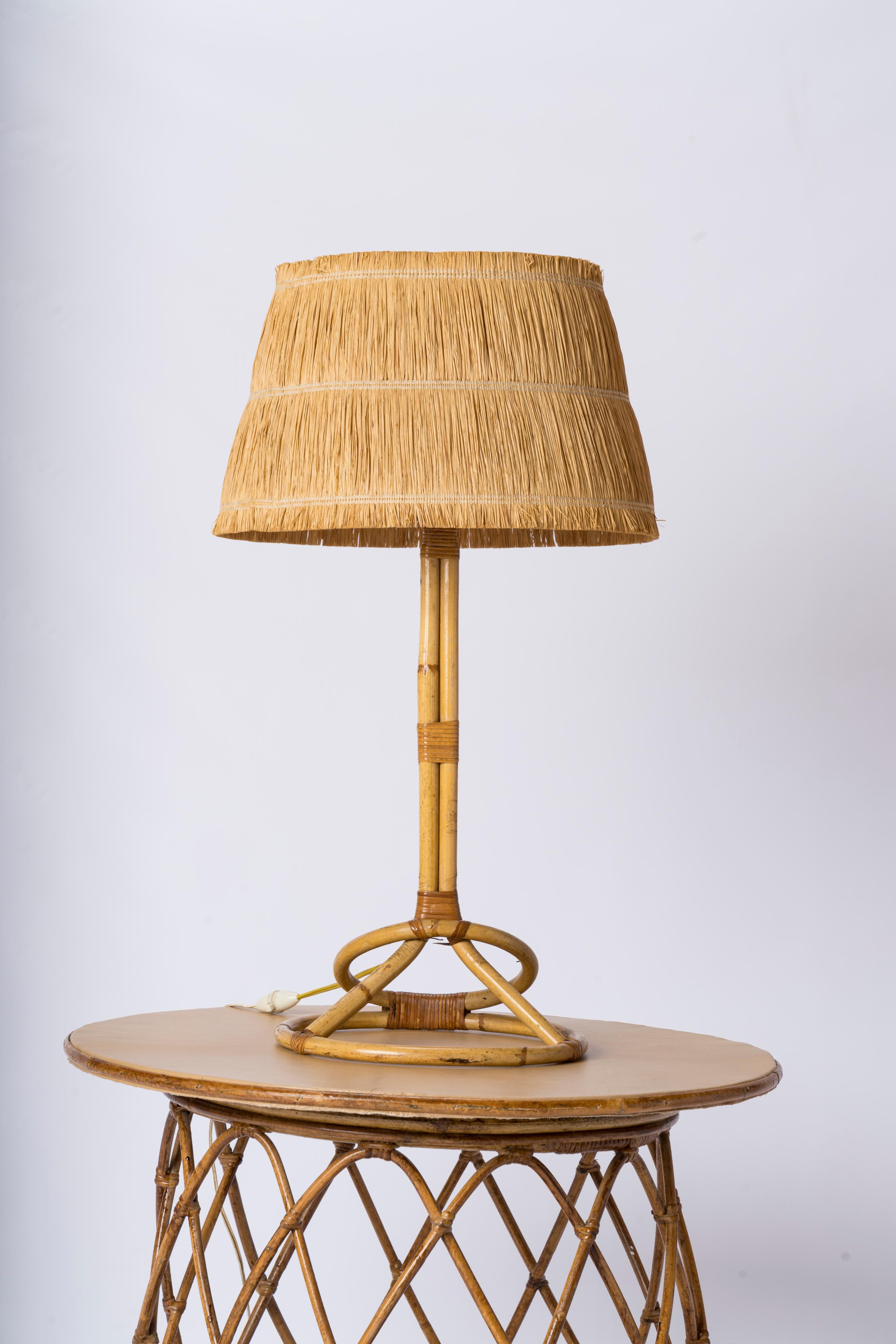 Tall Rattan Table Lamp w. Raffia Shade - France 1950's For Sale 1