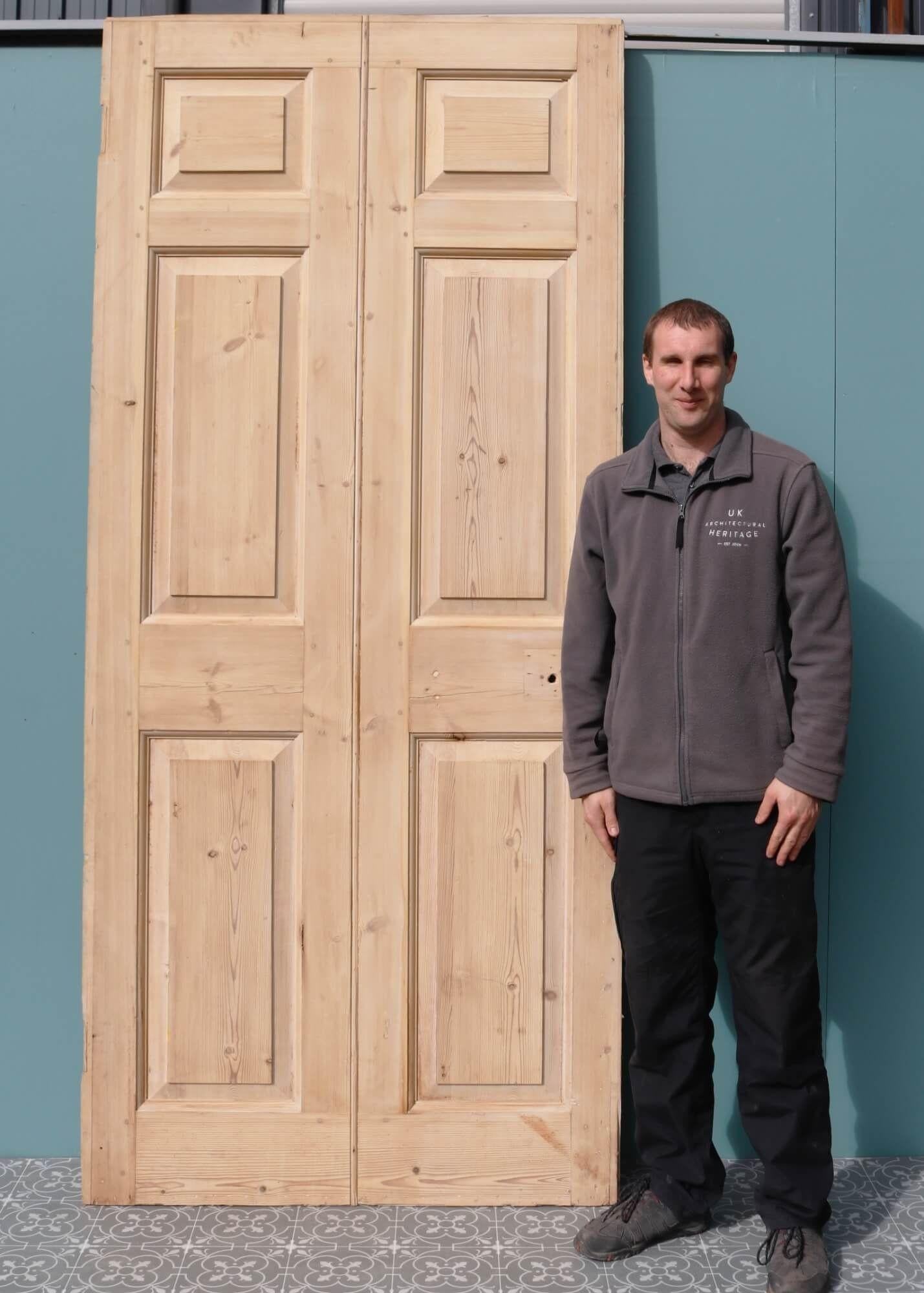 This tall reclaimed Georgian internal door has stood the test of time for more than 200 years. Dating from the early 19th century, it is made from pine with a stripped finish that’s ready for painting or staining in a desired colour. Detailed with