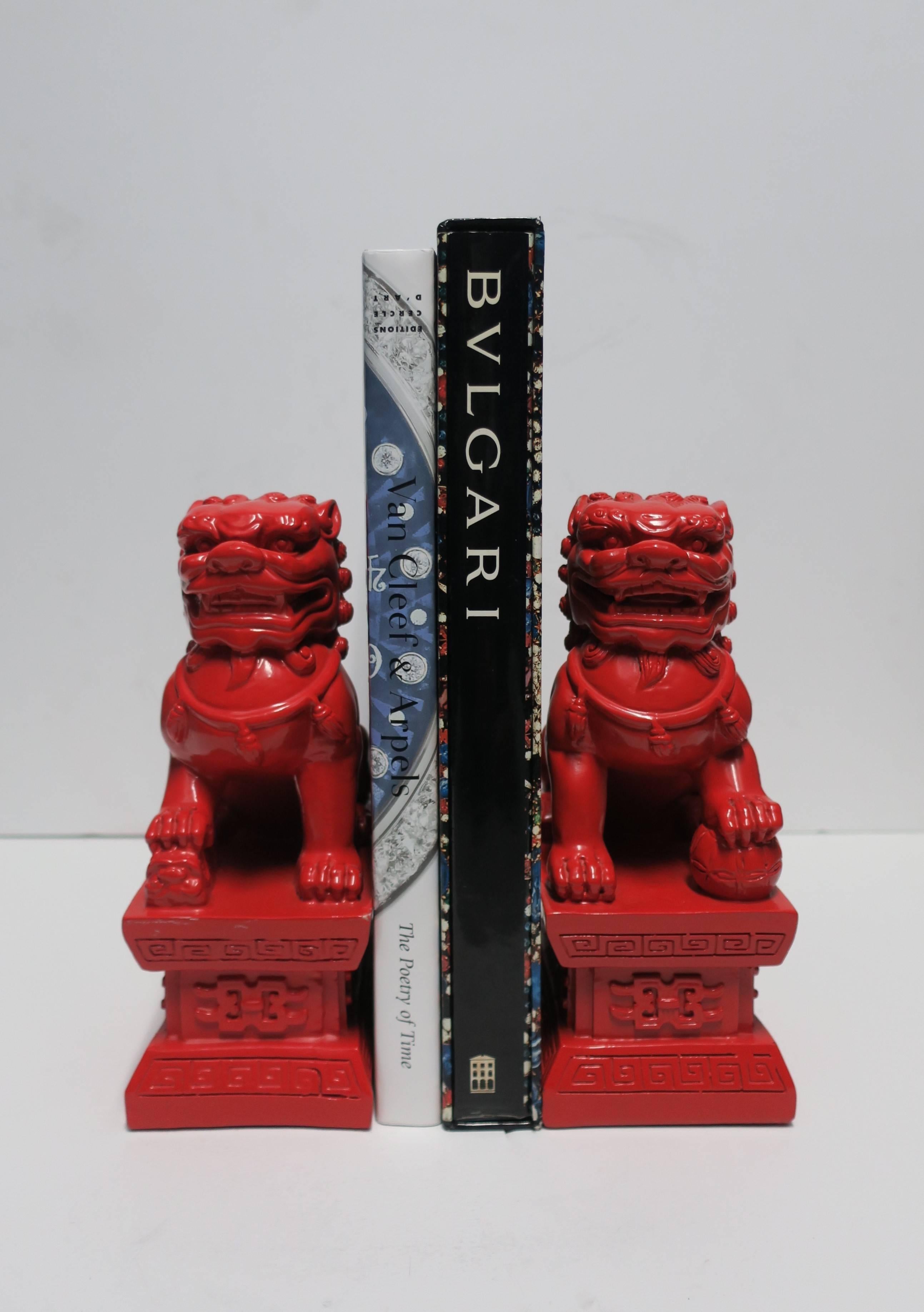 Pair of Red Foo Dogs or Lions Bookends or Decorative Objects 1
