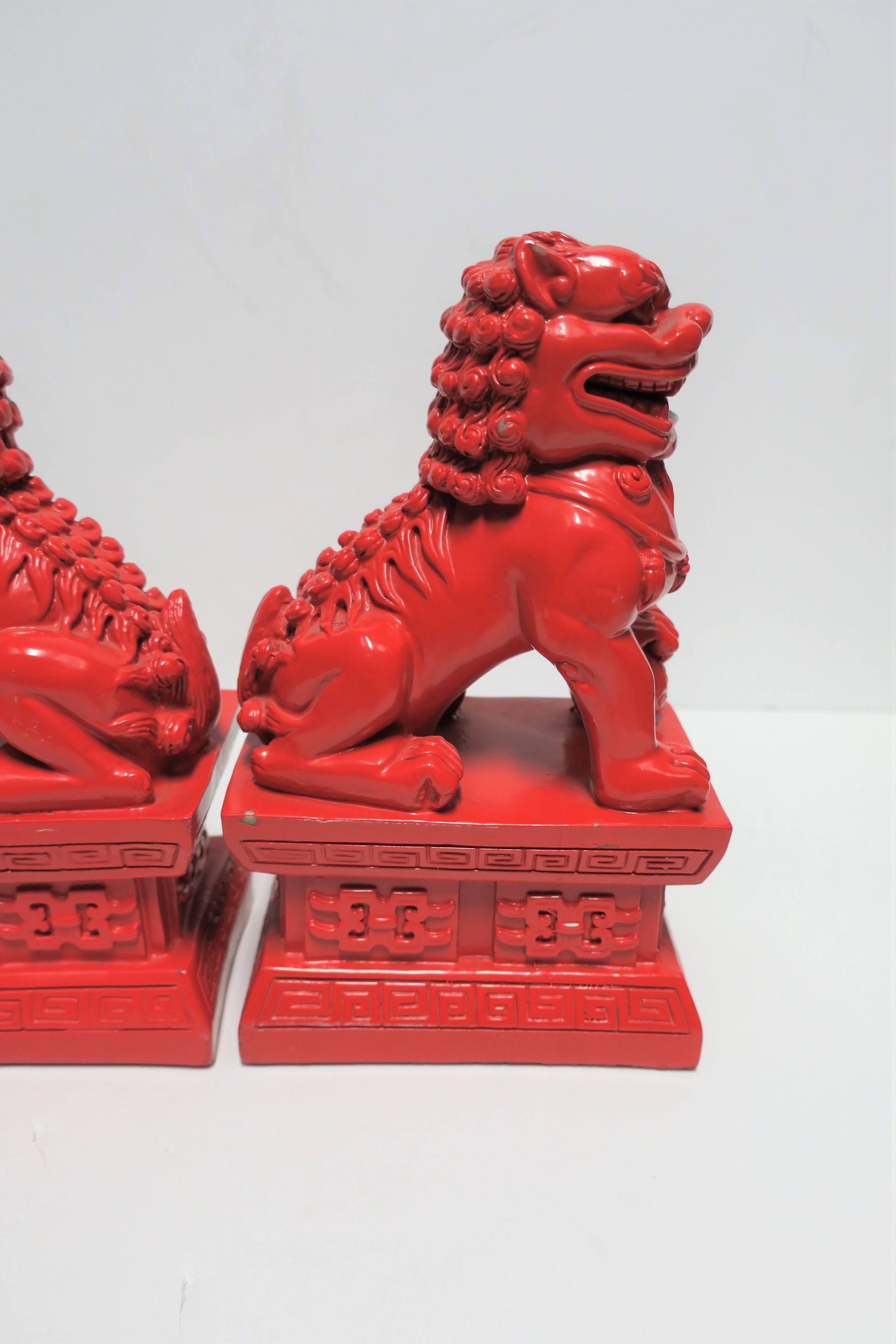 Pair of Red Foo Dogs or Lions Bookends or Decorative Objects 6