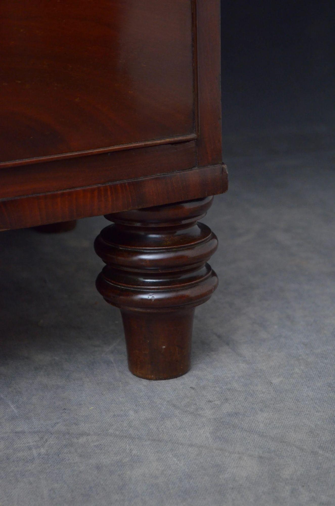 Tall Regency Mahogany Chest of Drawers In Good Condition In Whaley Bridge, GB