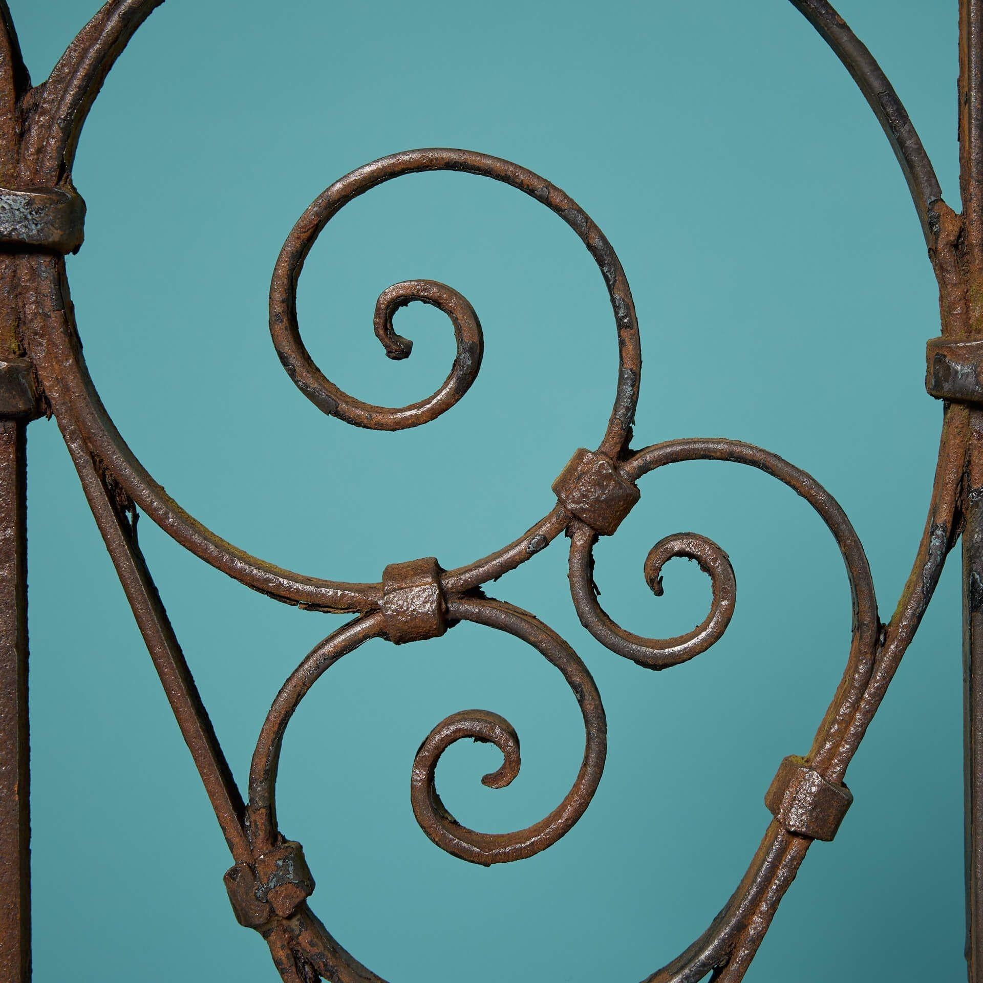 Tall Regency Style Wrought Iron Garden Side Gate In Fair Condition For Sale In Wormelow, Herefordshire