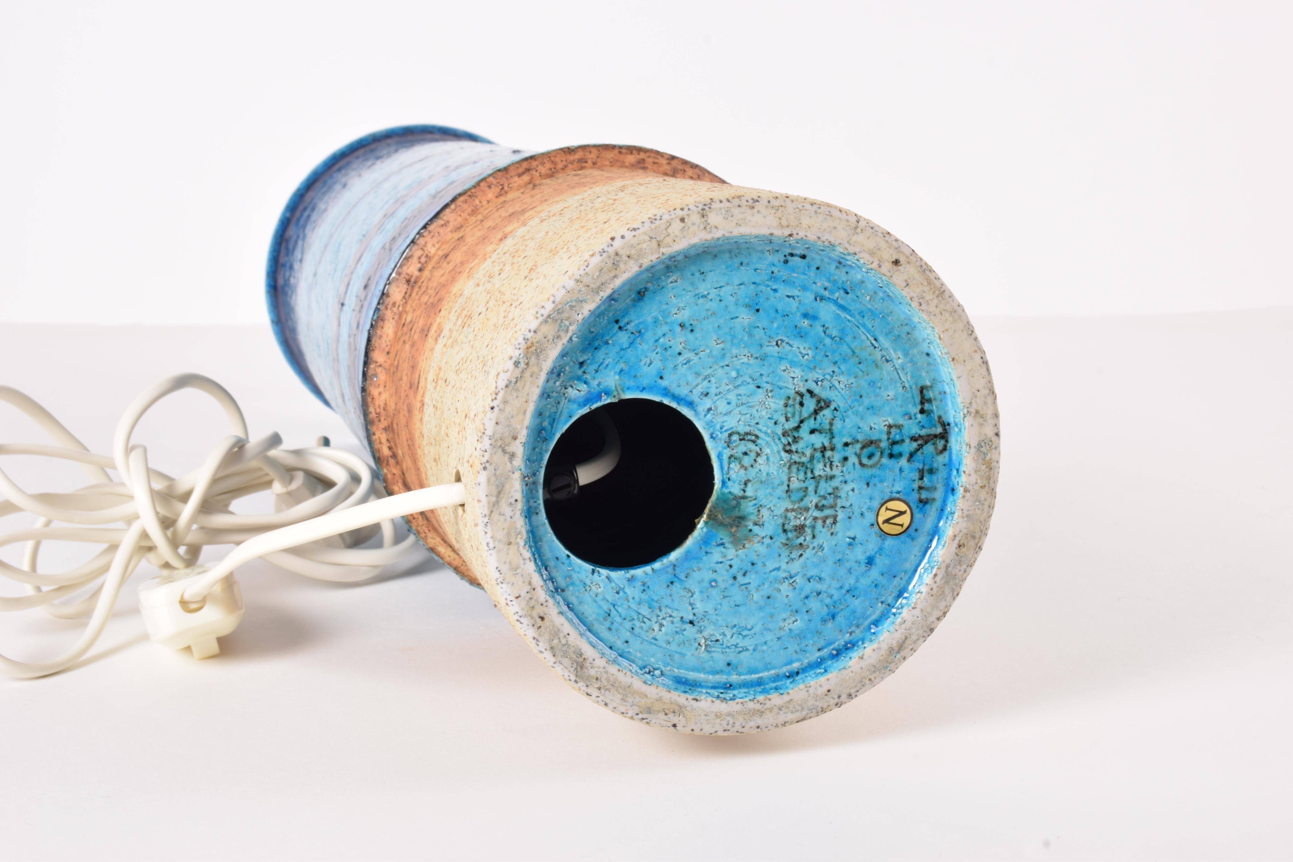 Hohe Rörstrand Steingut-Tischlampe Türkisblau von Inger Persson, 1960er im Angebot 3