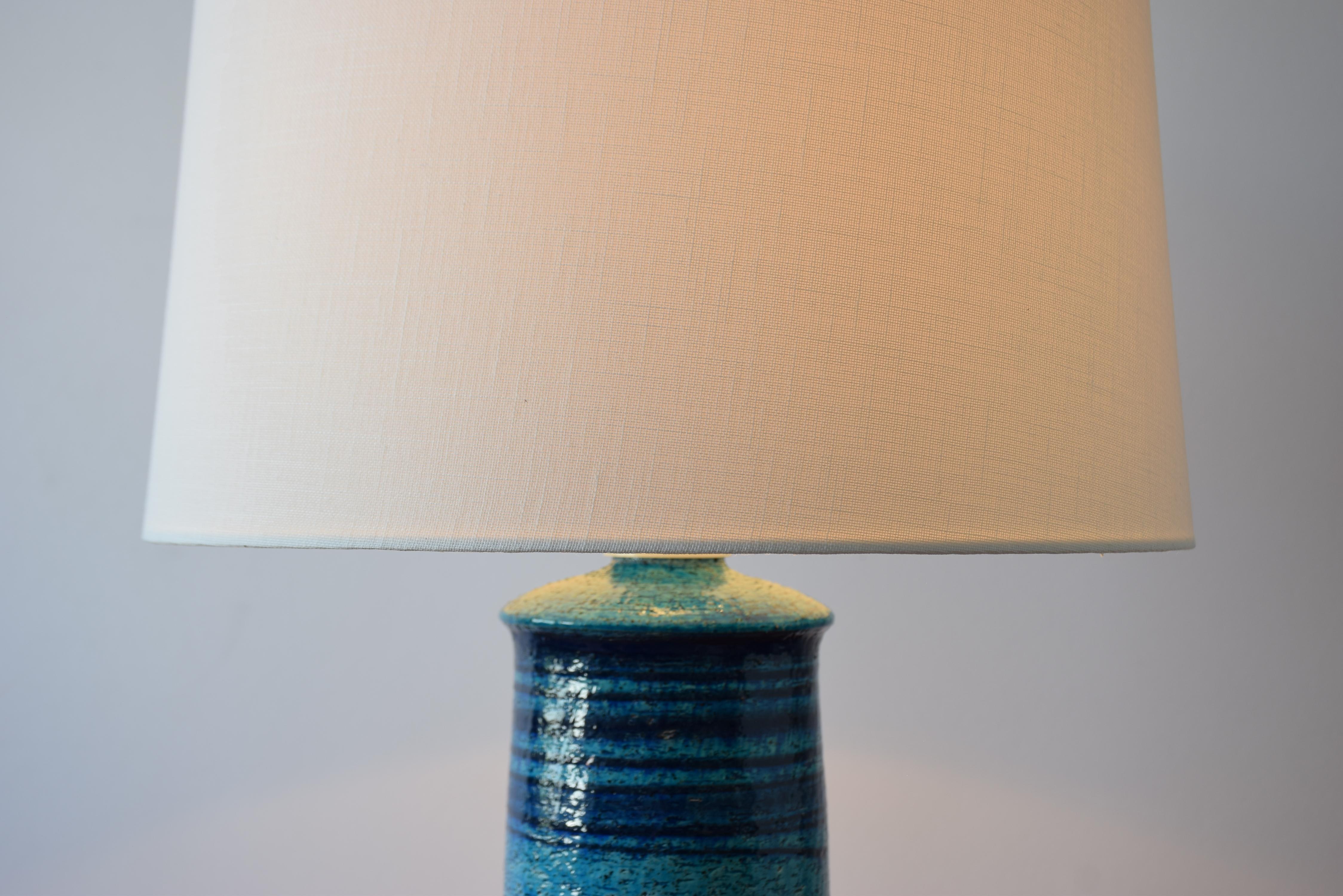 Hohe Rörstrand Steingut-Tischlampe Türkisblau von Inger Persson, 1960er im Angebot 4