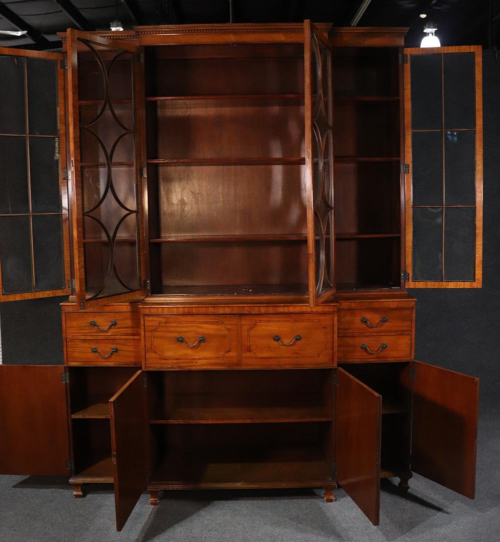 Mid-20th Century Satinwood English Regency Style Baker Breakfront Bookcase with Desk