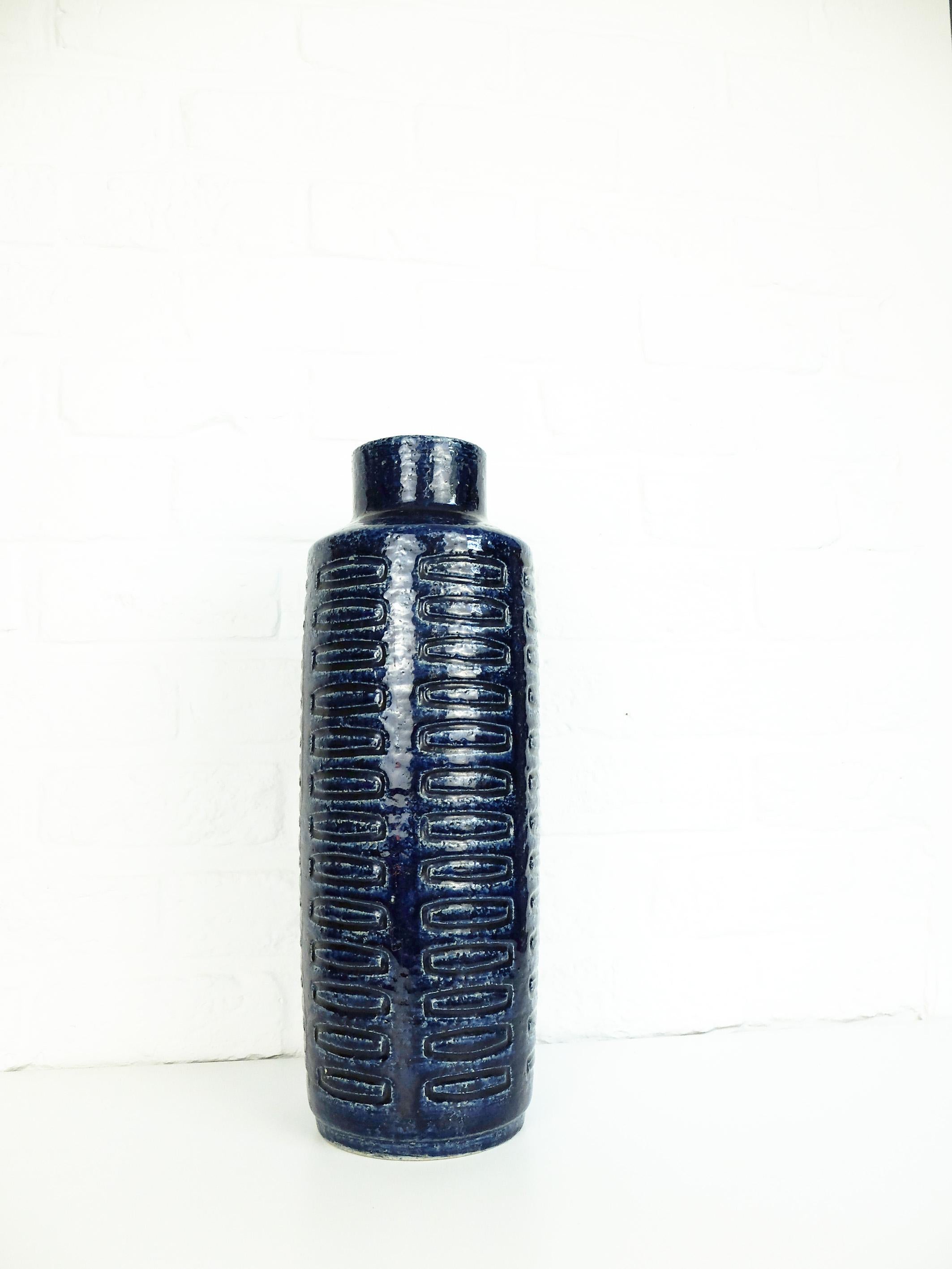 Große skandinavische kobaltblaue Keramikvase C15 von Linnemann-Schmidt für Palshus (Dänisch) im Angebot