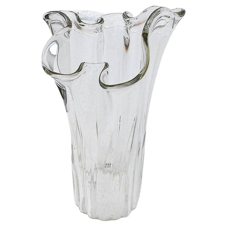 Grand vase sculptural drapé en verre en trompe-l'œil en forme de mouchoir