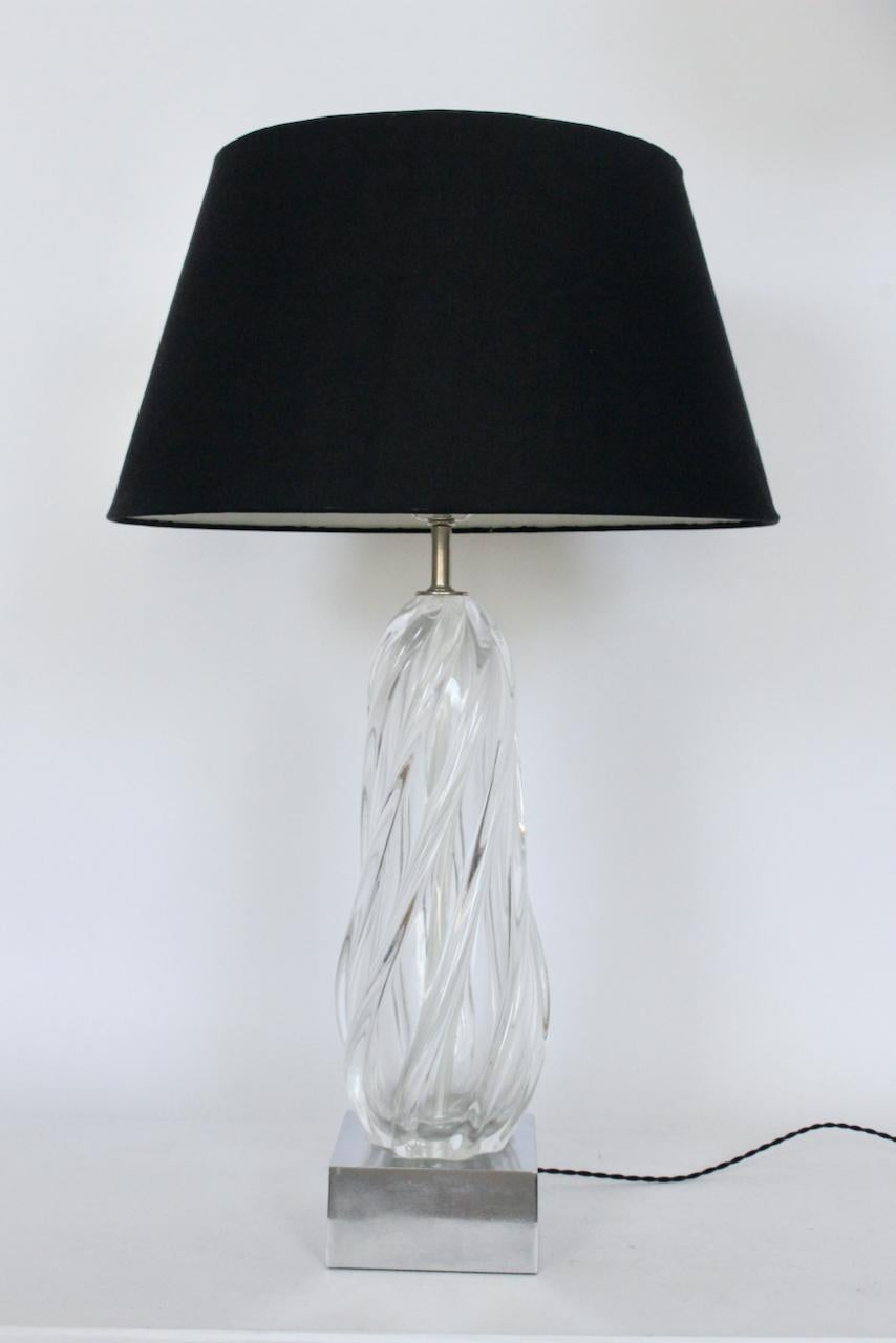 Substantial Seguso Clear Murano Glass Swirl Table Lamp on Square Chrome Base For Sale 10