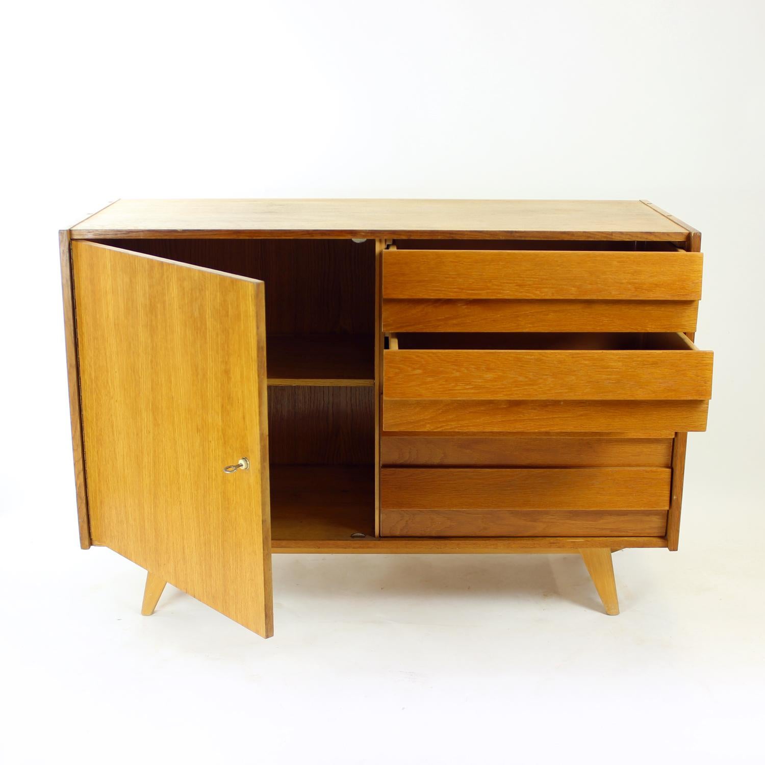 Czech Tall Sideboard U 459 By Jiri Jiroutek For Interier Praha, 1960s For Sale